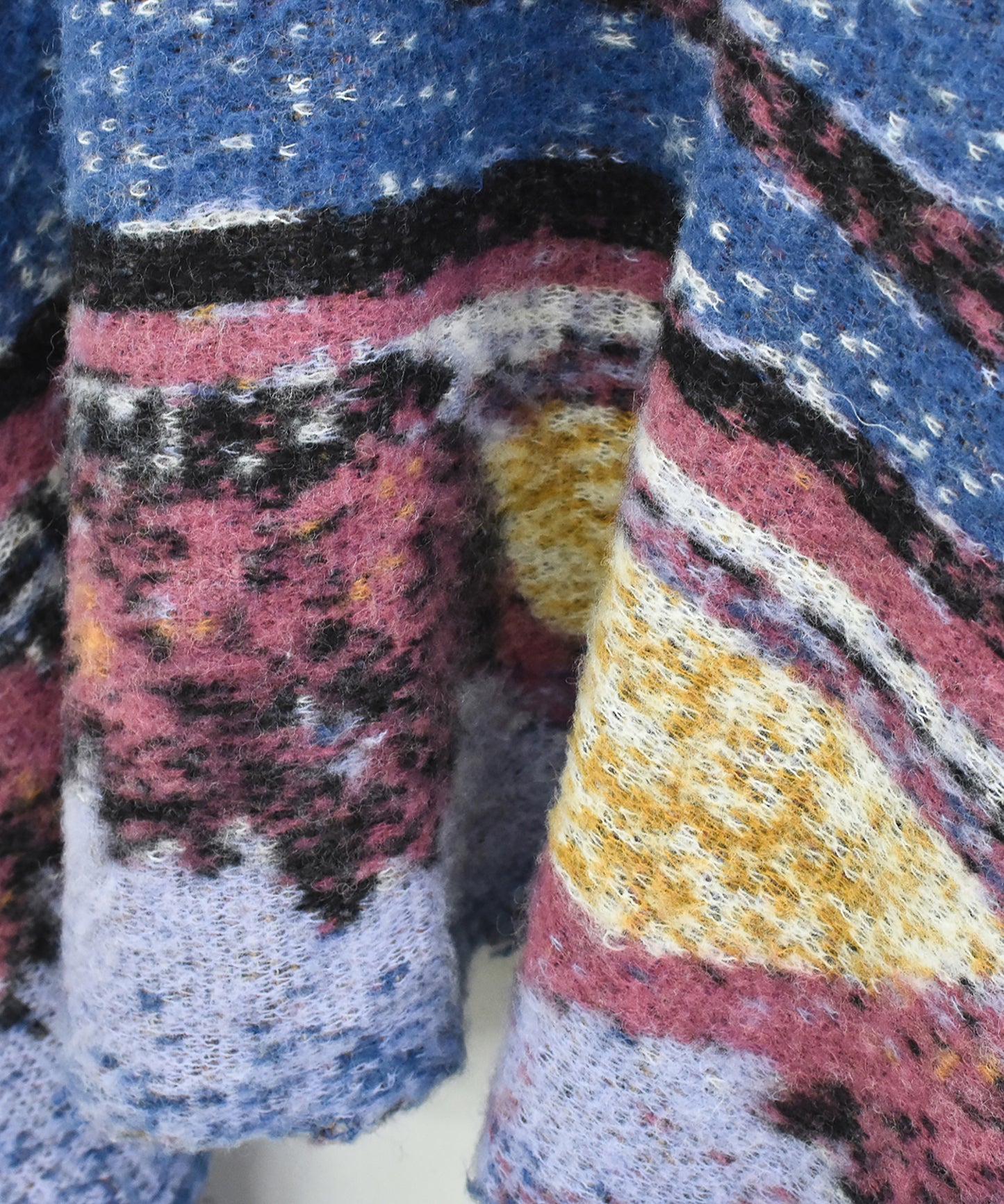 STAR MOHAIR KNIT BLANKET