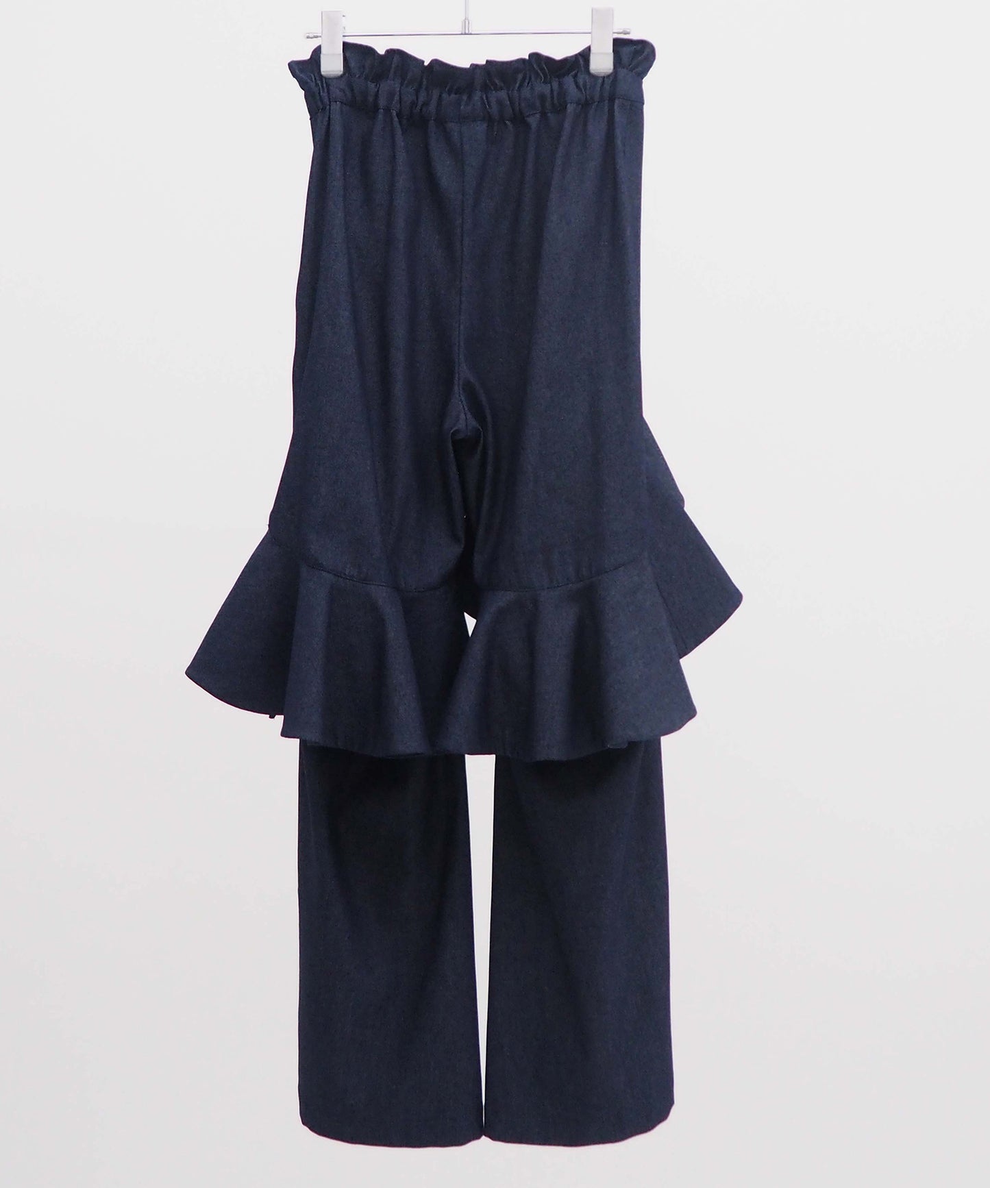 66℃ pants