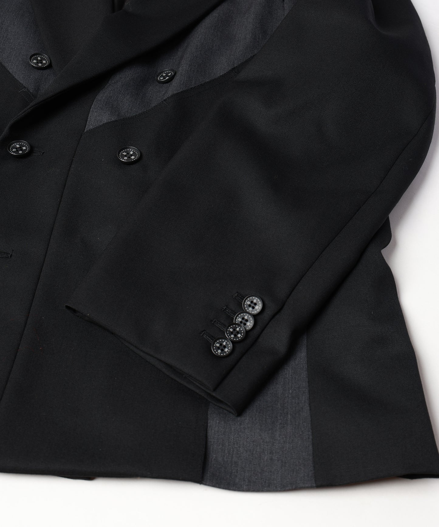 CUT-OUT JACKET