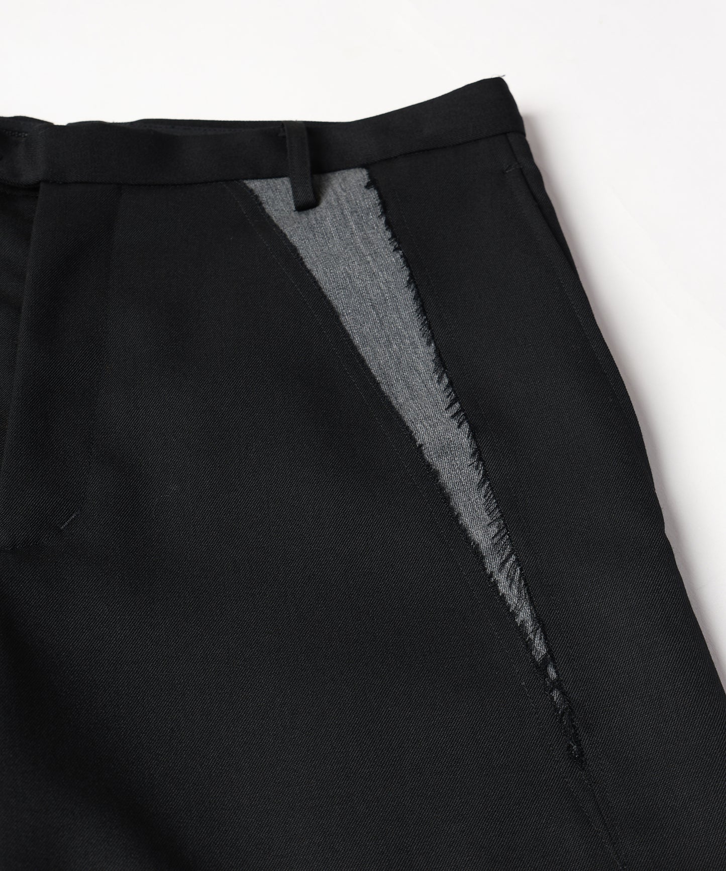 CUT-OUT PANTS