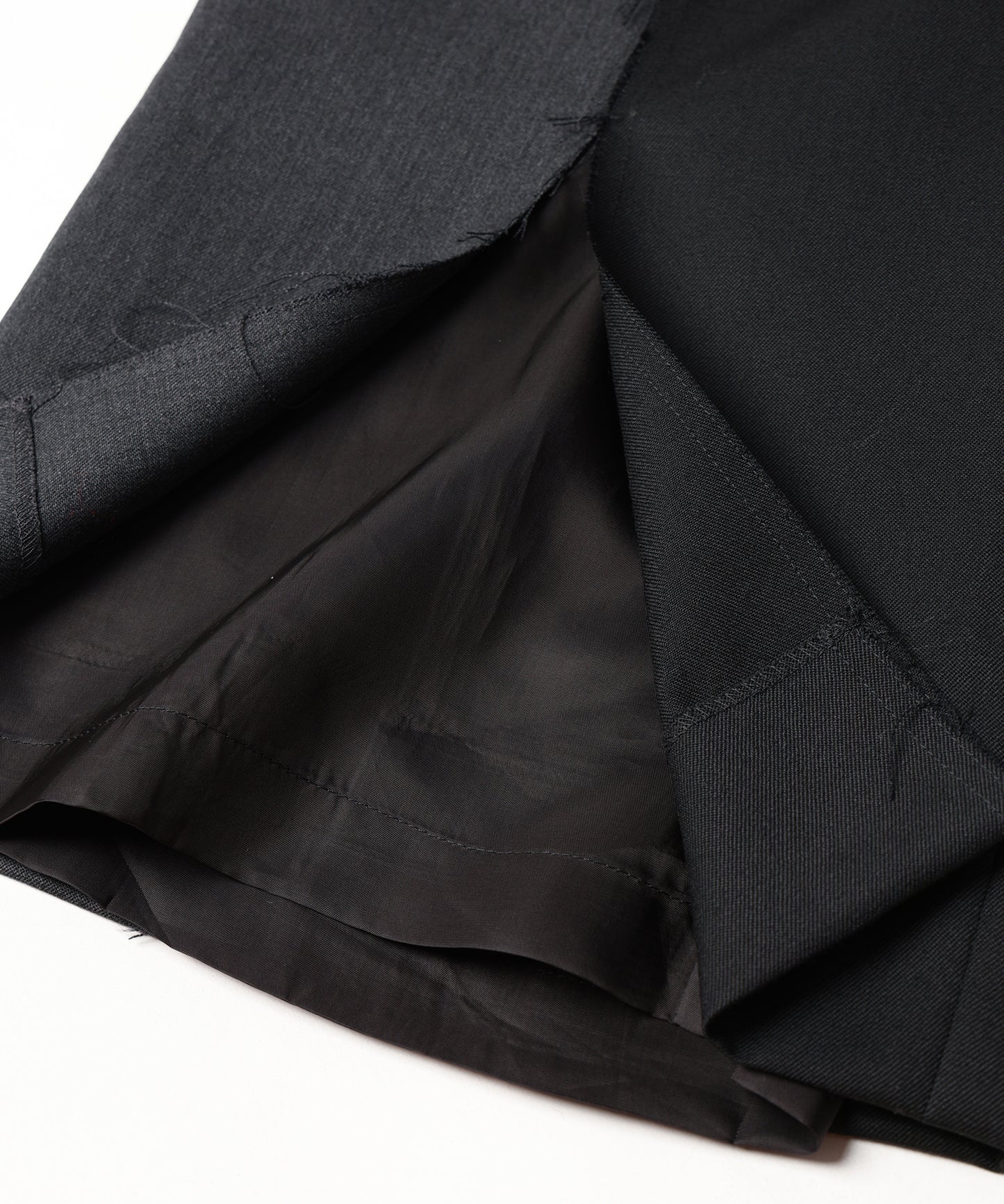 CUT-OUT PANTS