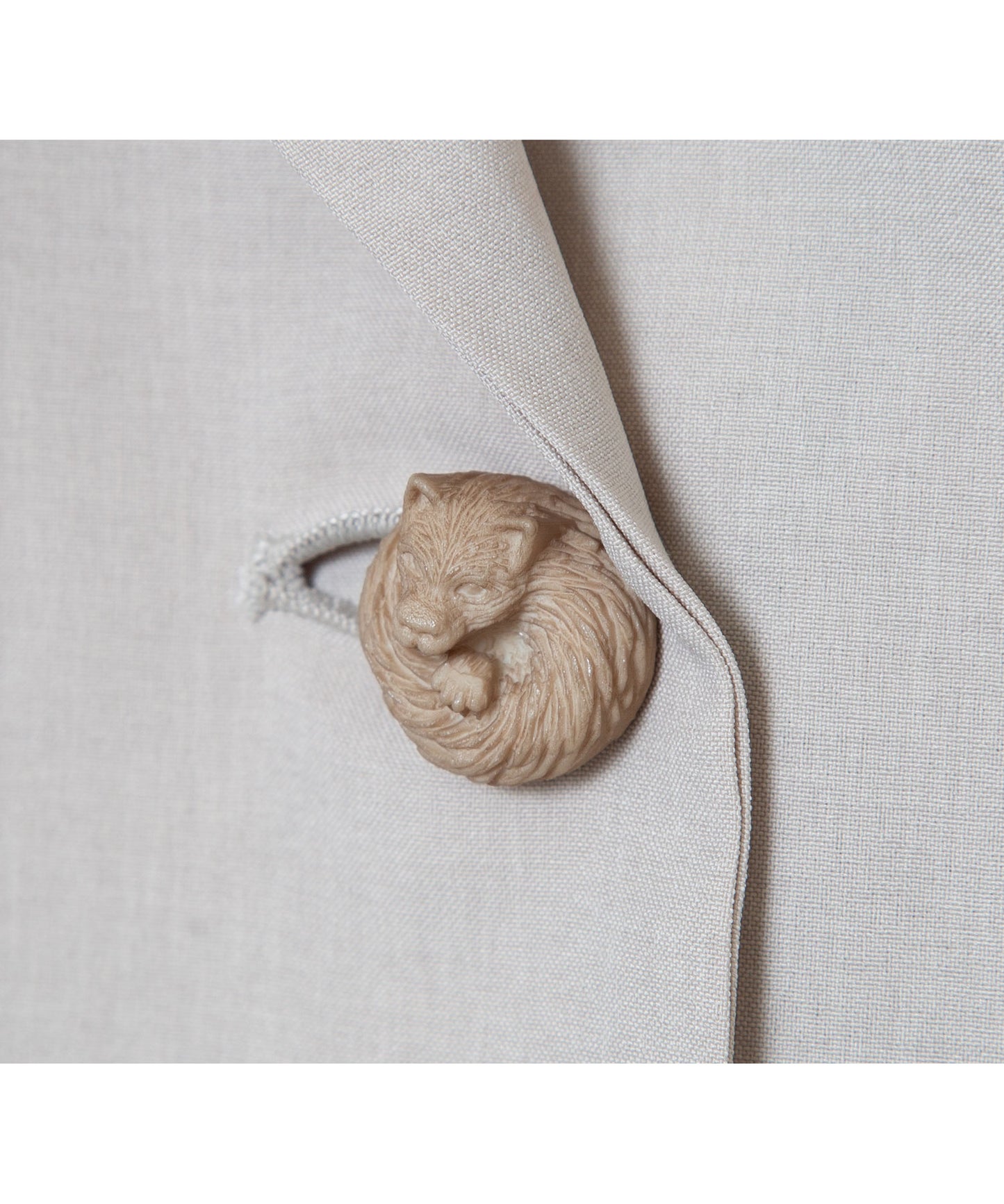 Big Tuck Loose Sleeve Coat