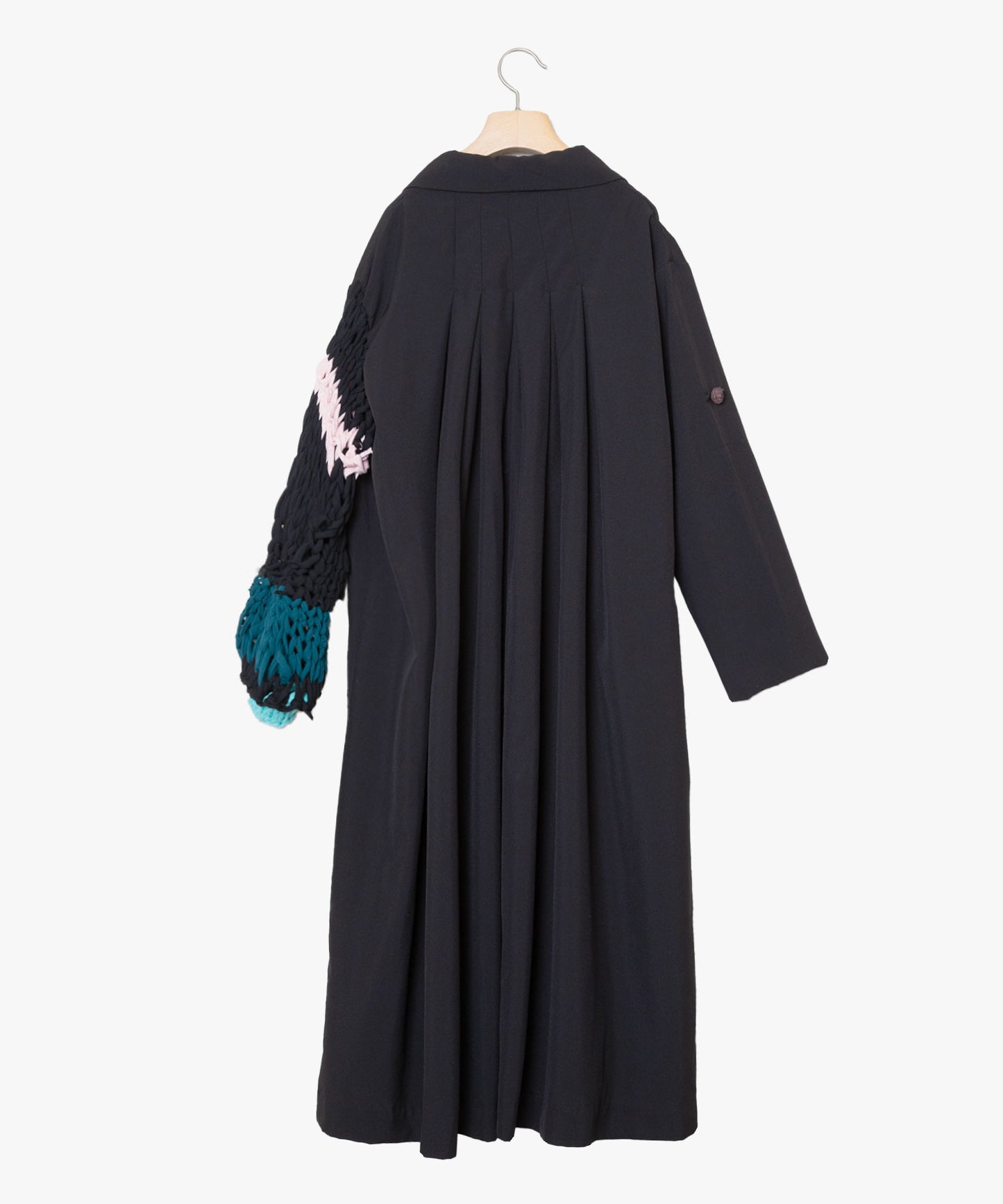 Big Tuck Loose Sleeve Coat