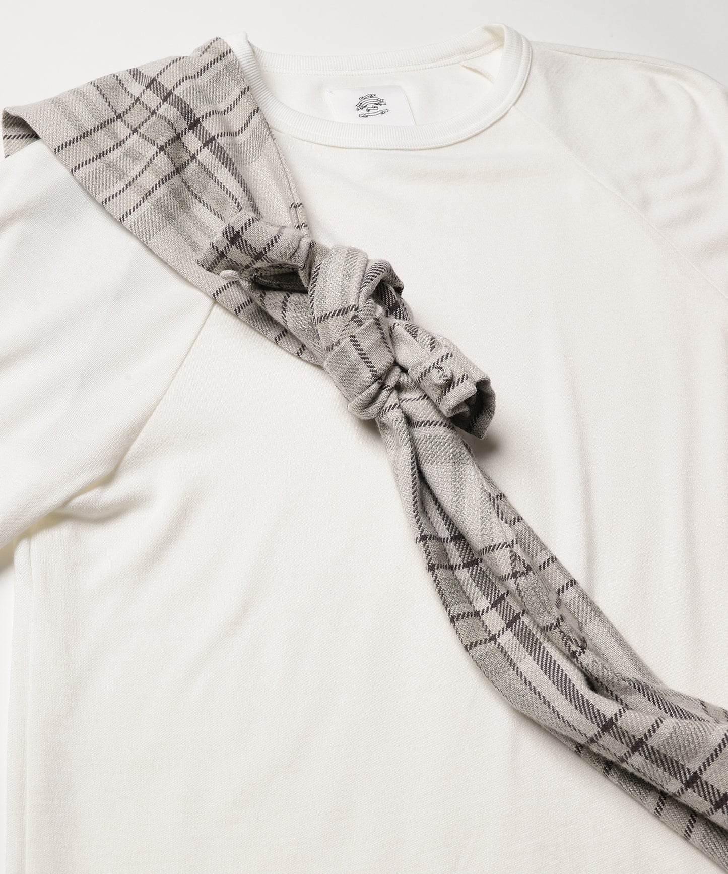 Tie L/S TEE