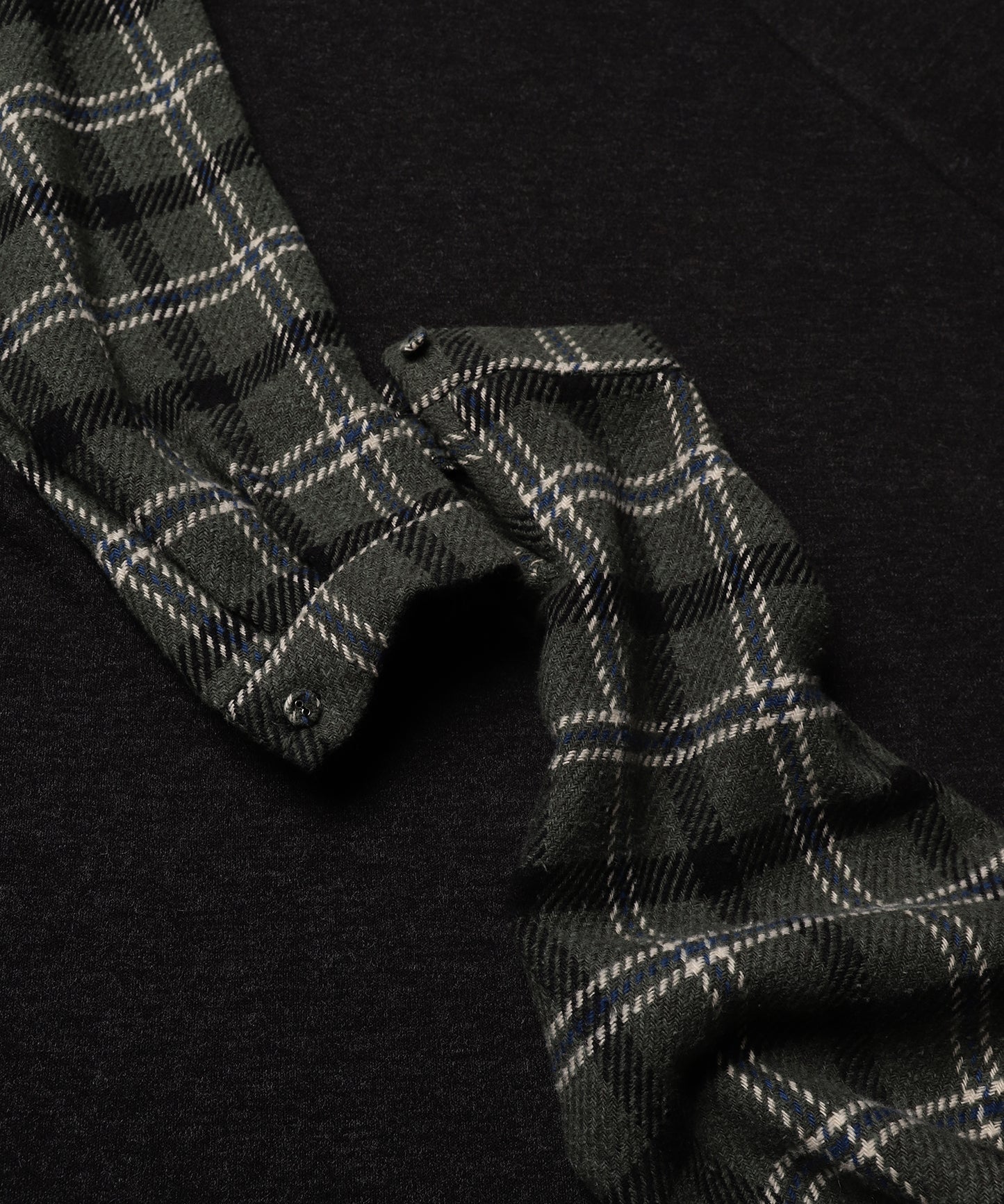 Tie L/S TEE