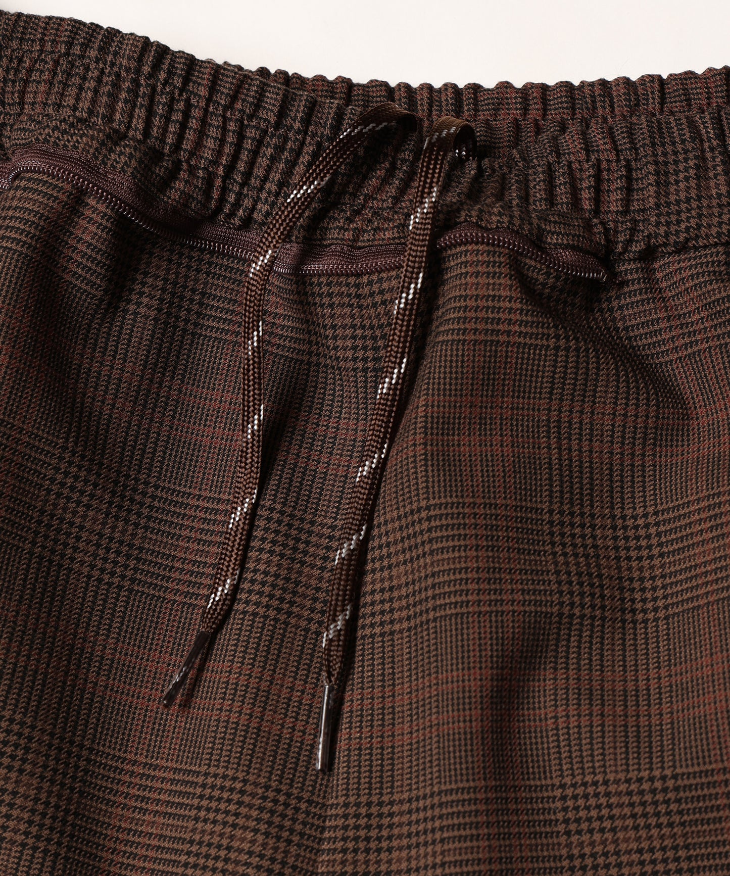 Checked Exchange Pleats Pants