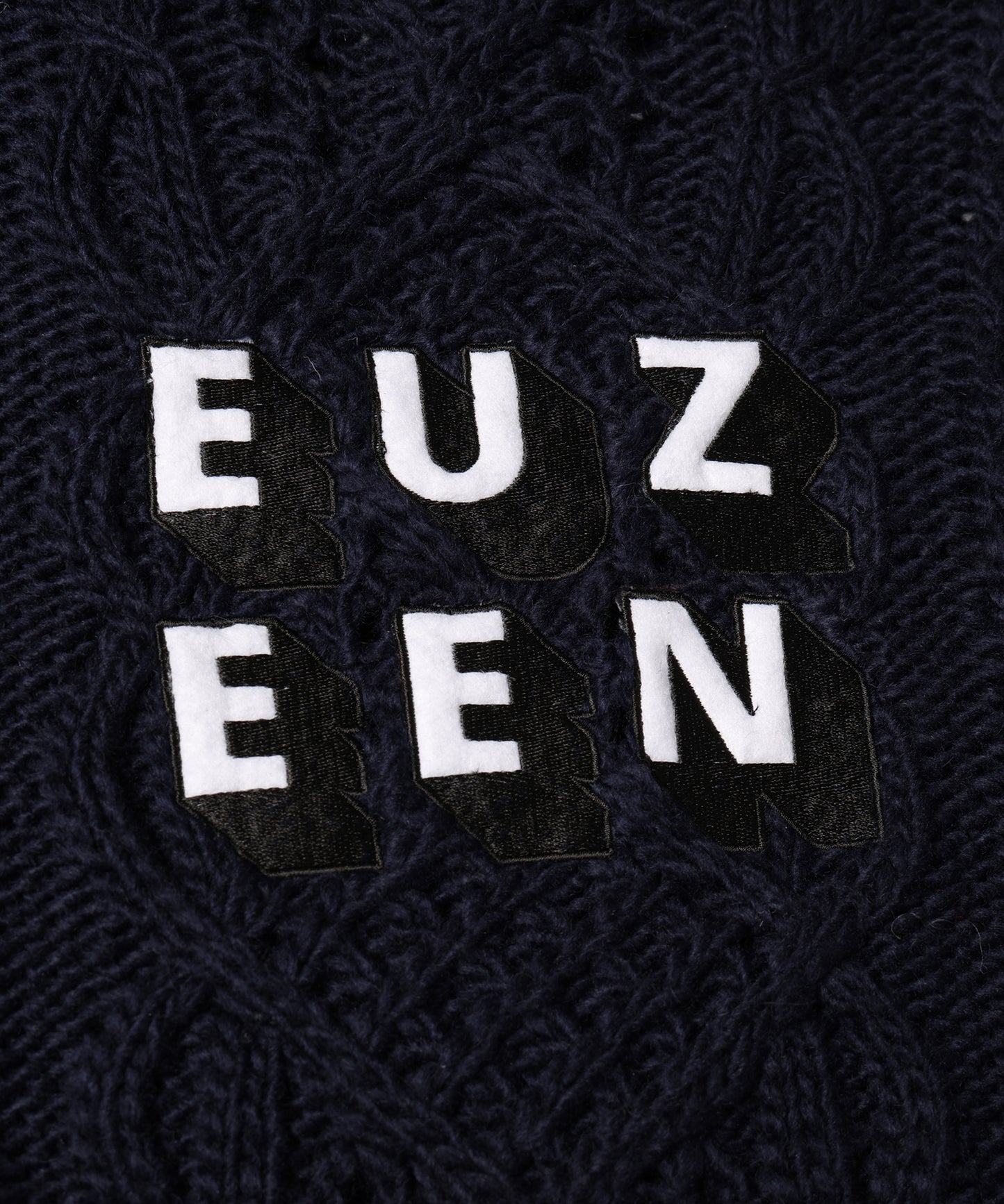 EUZEEN Mix Knit Sweater