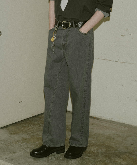 USED TWIST DENIM PANTS