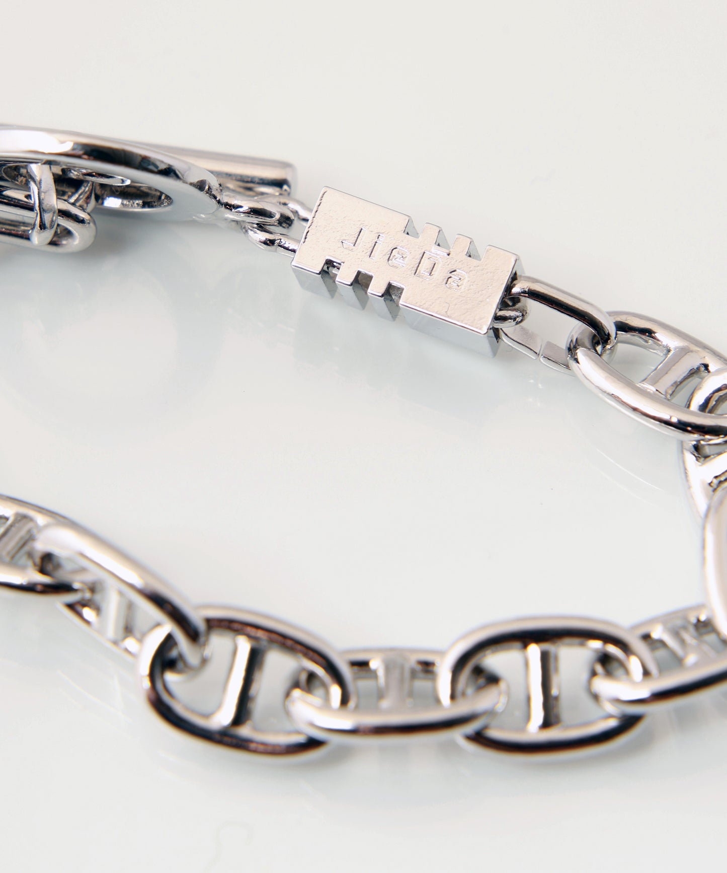 SWITCHING BRACELET B