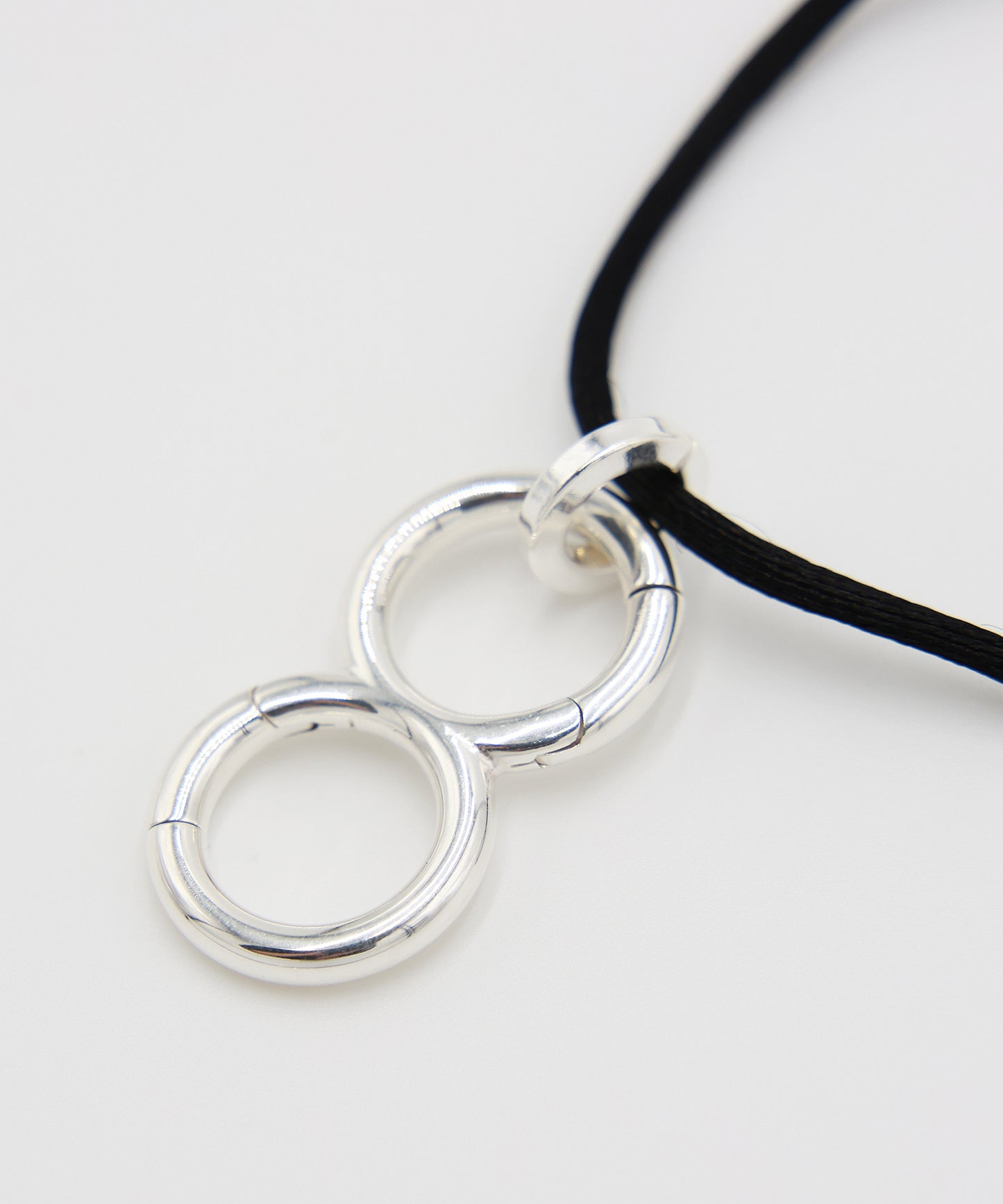 OCTO NECKLACE