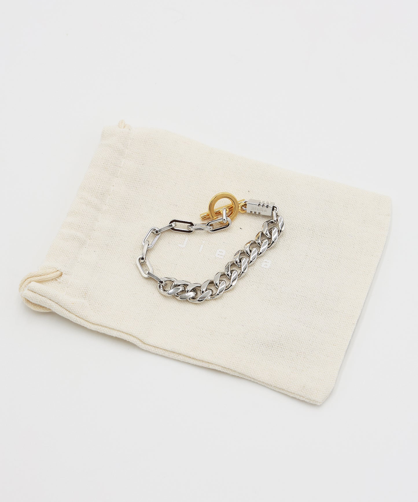 SWITCHING BRACELET-A