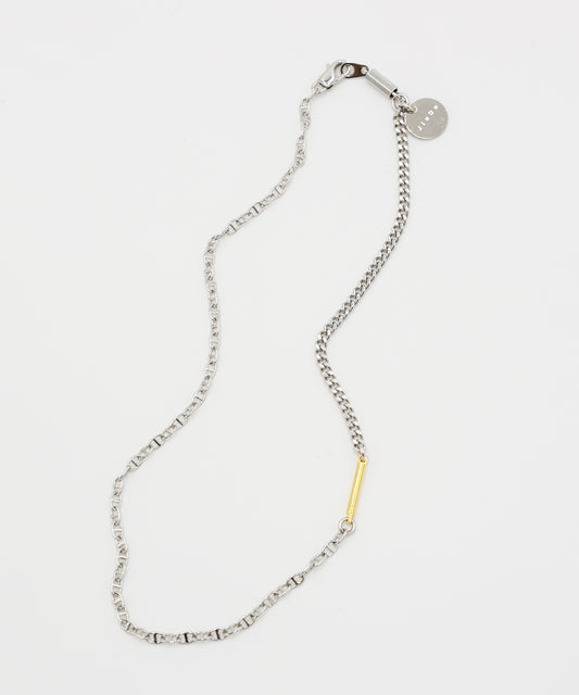 THIN SWITCHING NECKLACE
