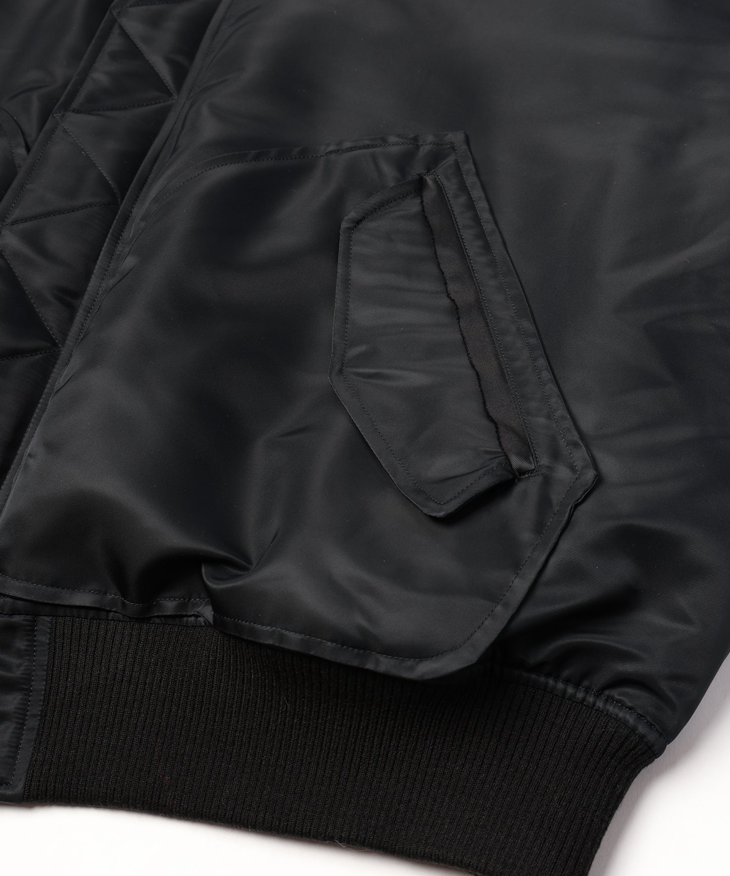 MIX KNIT SLEEVE BLOUSON