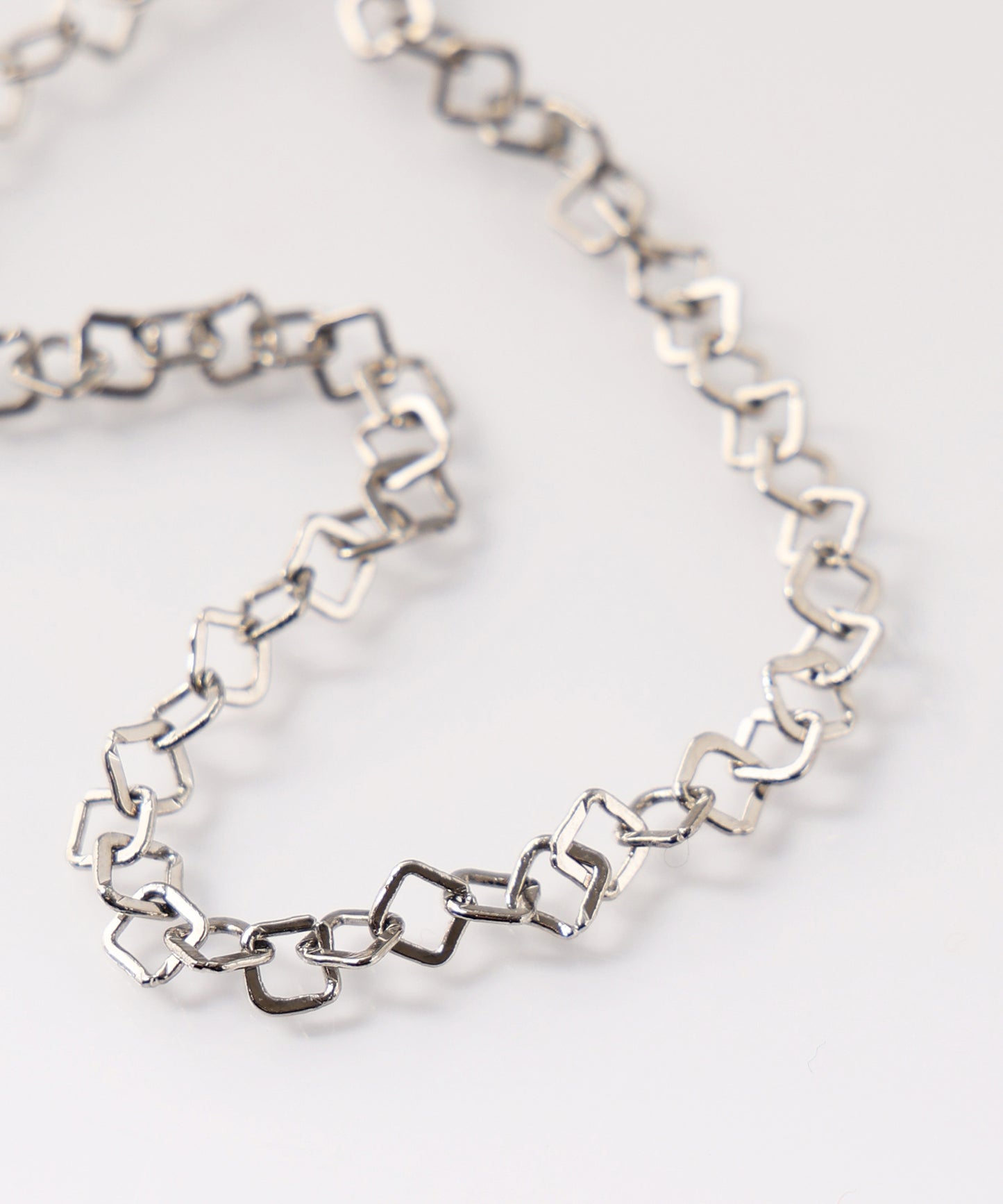 SHORT NECKLACE　