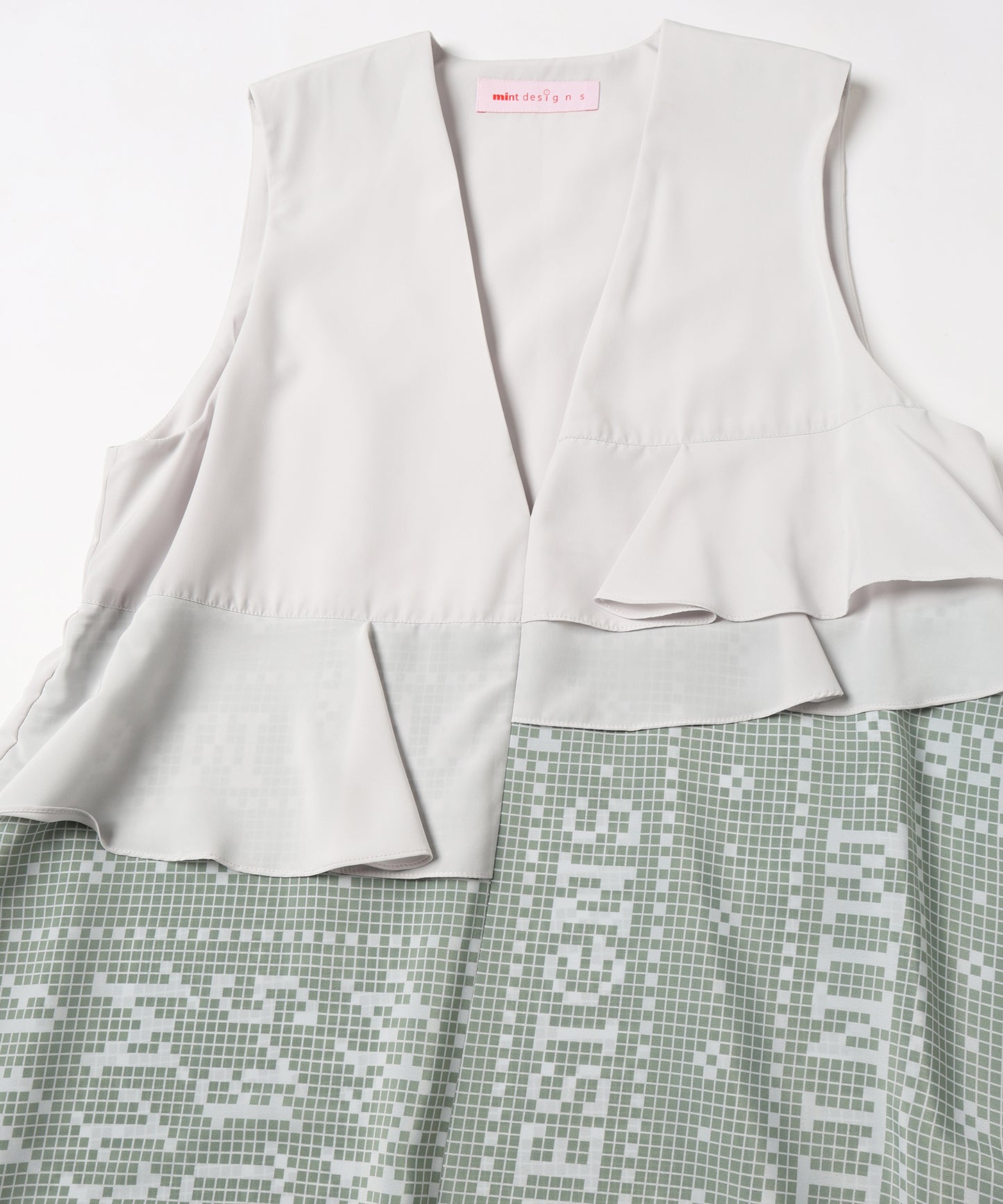 MOSAIC TILE GILET DRESS / モザイクタイルジレドレス