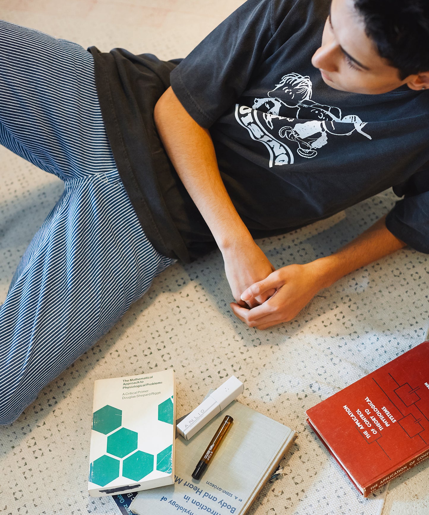 ANLIO × STOF Cruise Tee × MULTI USE AROMA SPRAY 「Night Walker」