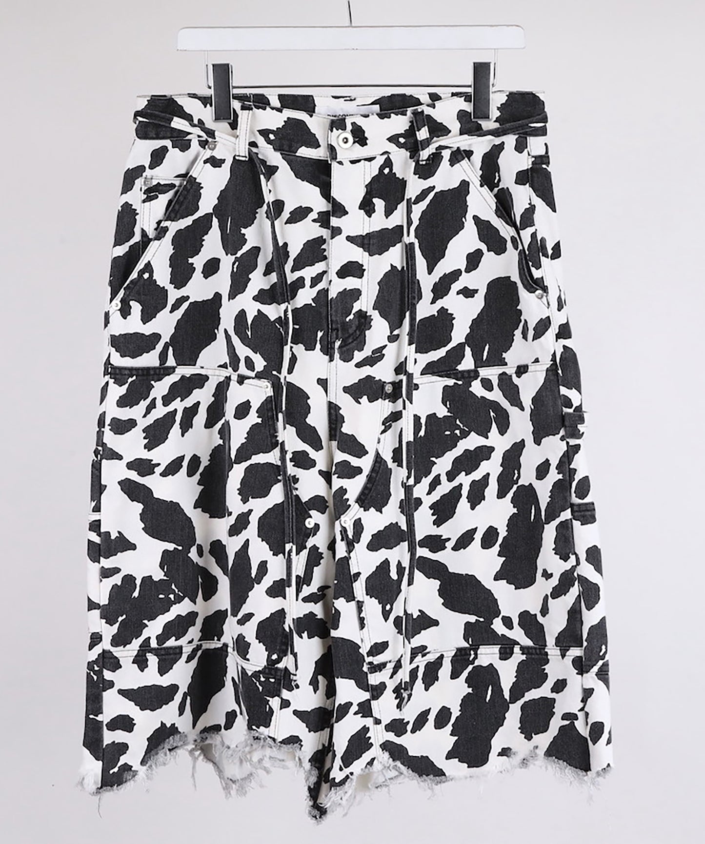 COW PRINT DOUBLE KNEE SHORTS
