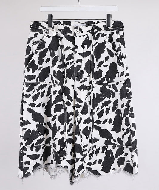 COW PRINT DOUBLE KNEE SHORTS