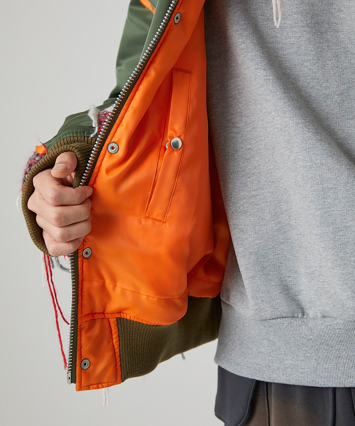 MIX KNIT SLEEVE BLOUSON