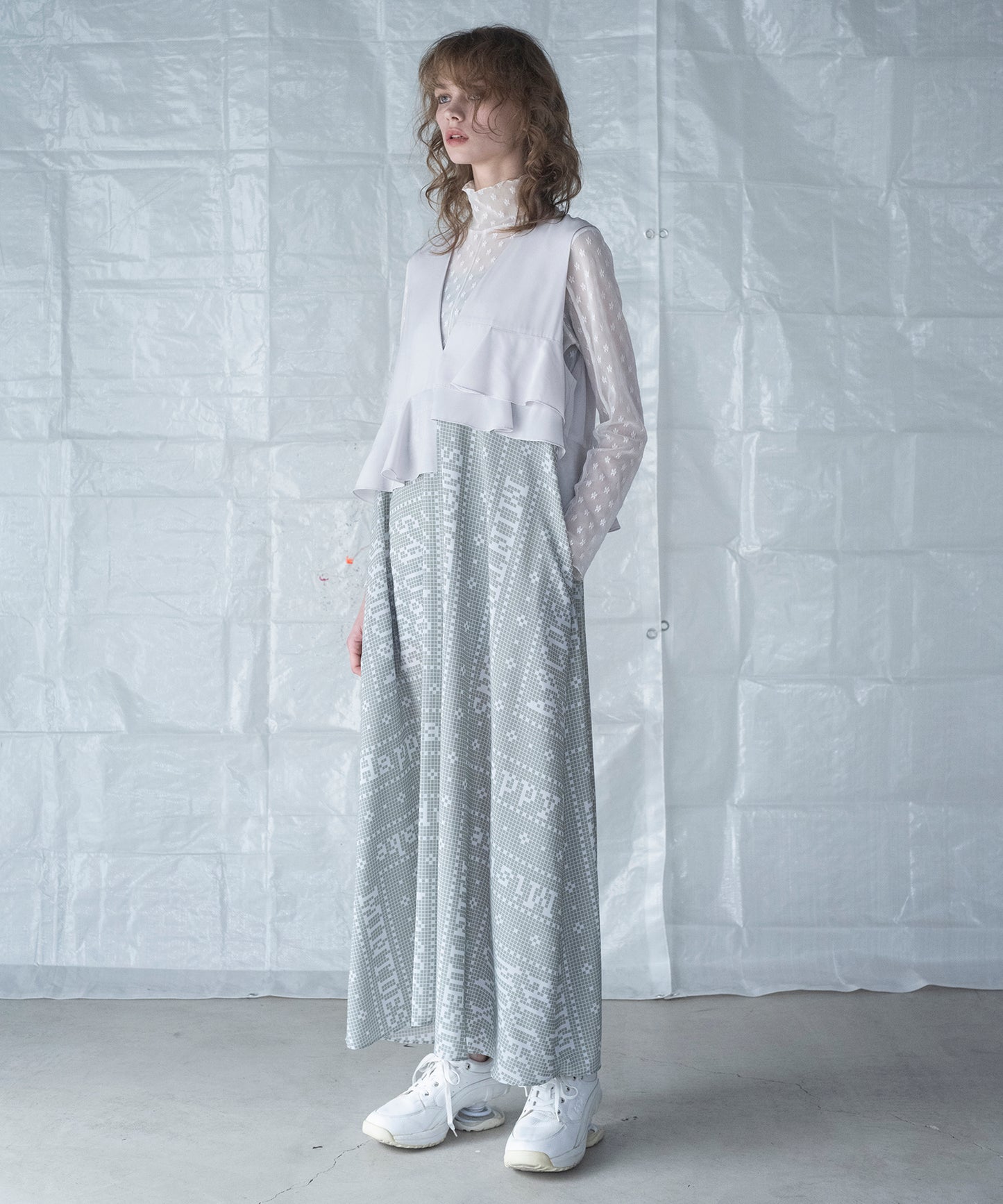 MOSAIC TILE GILET DRESS / モザイクタイルジレドレス