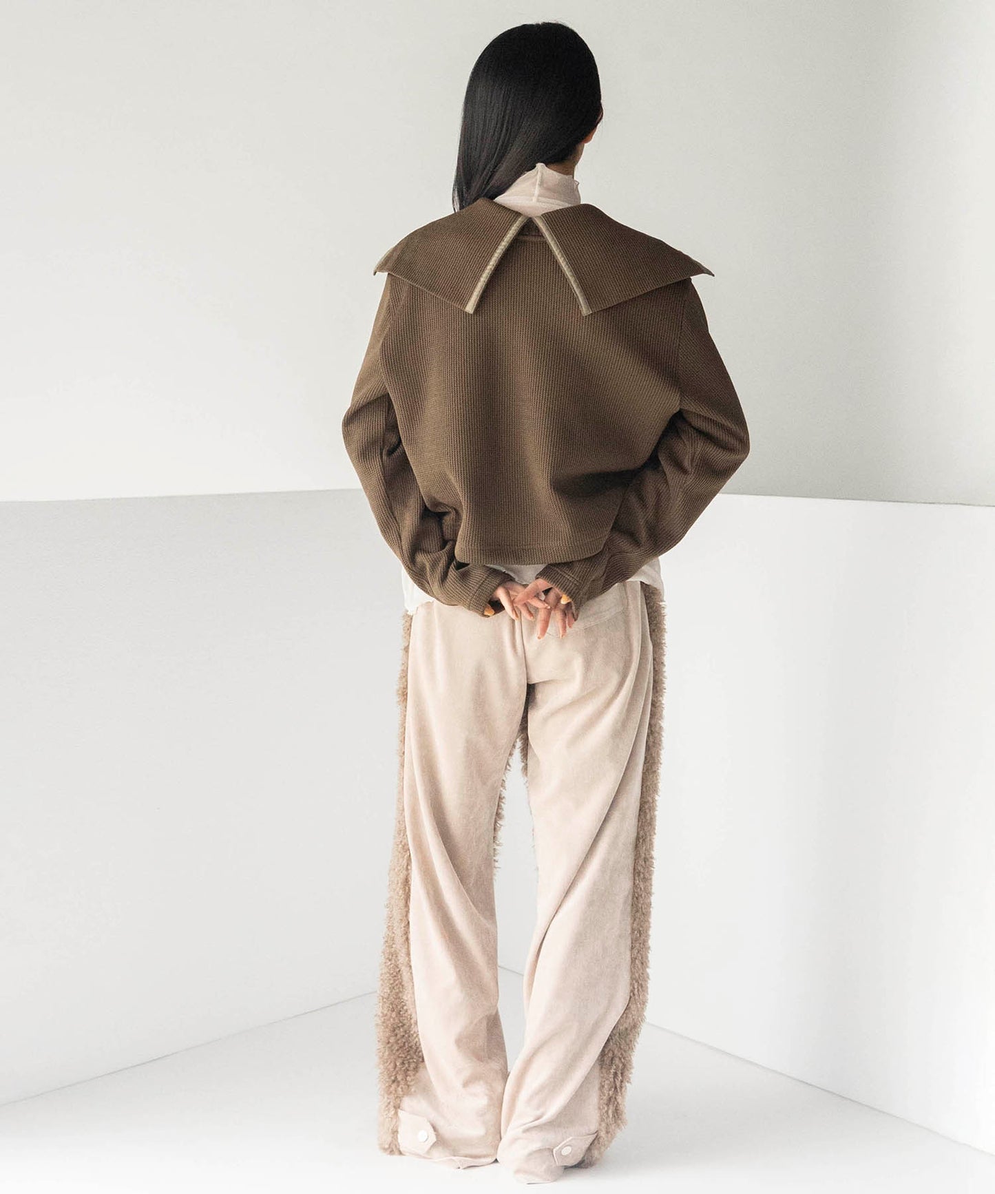 DUMBO COLLAR CARDIGAN