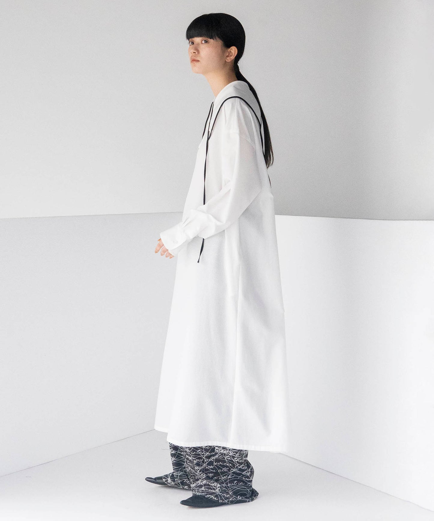 NEGATIVE SPACE COLLAR DRESS