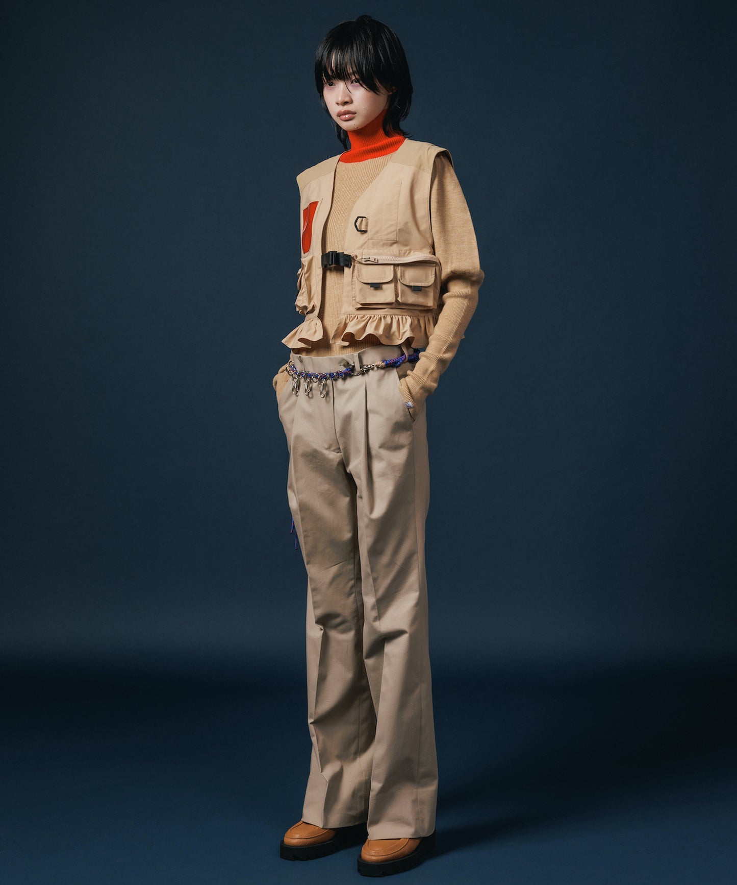 MULTIPOCKET FRILLVEST