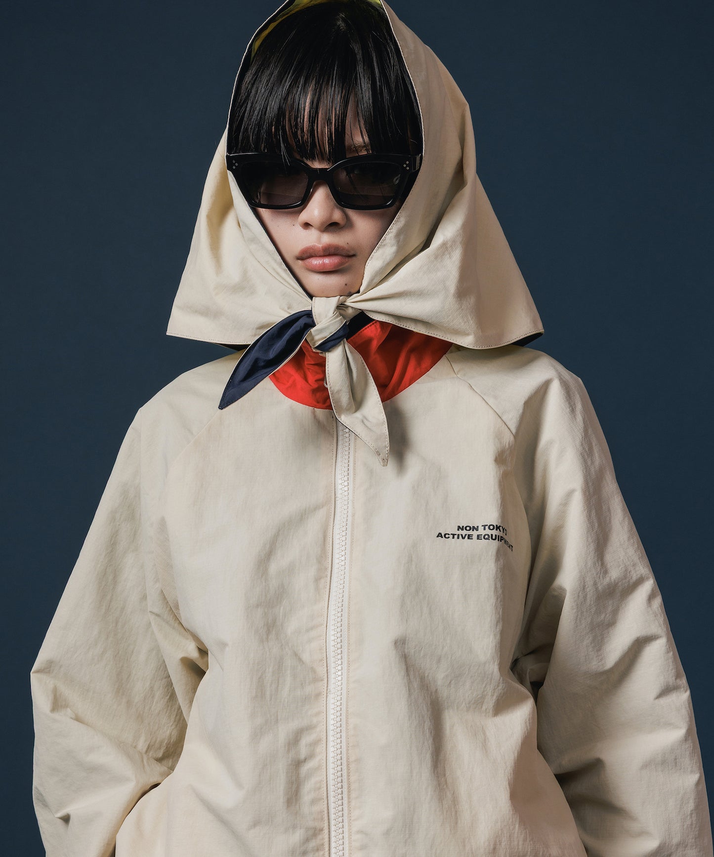REVERSIBLE SWITCHING BLOUSON & SCARF