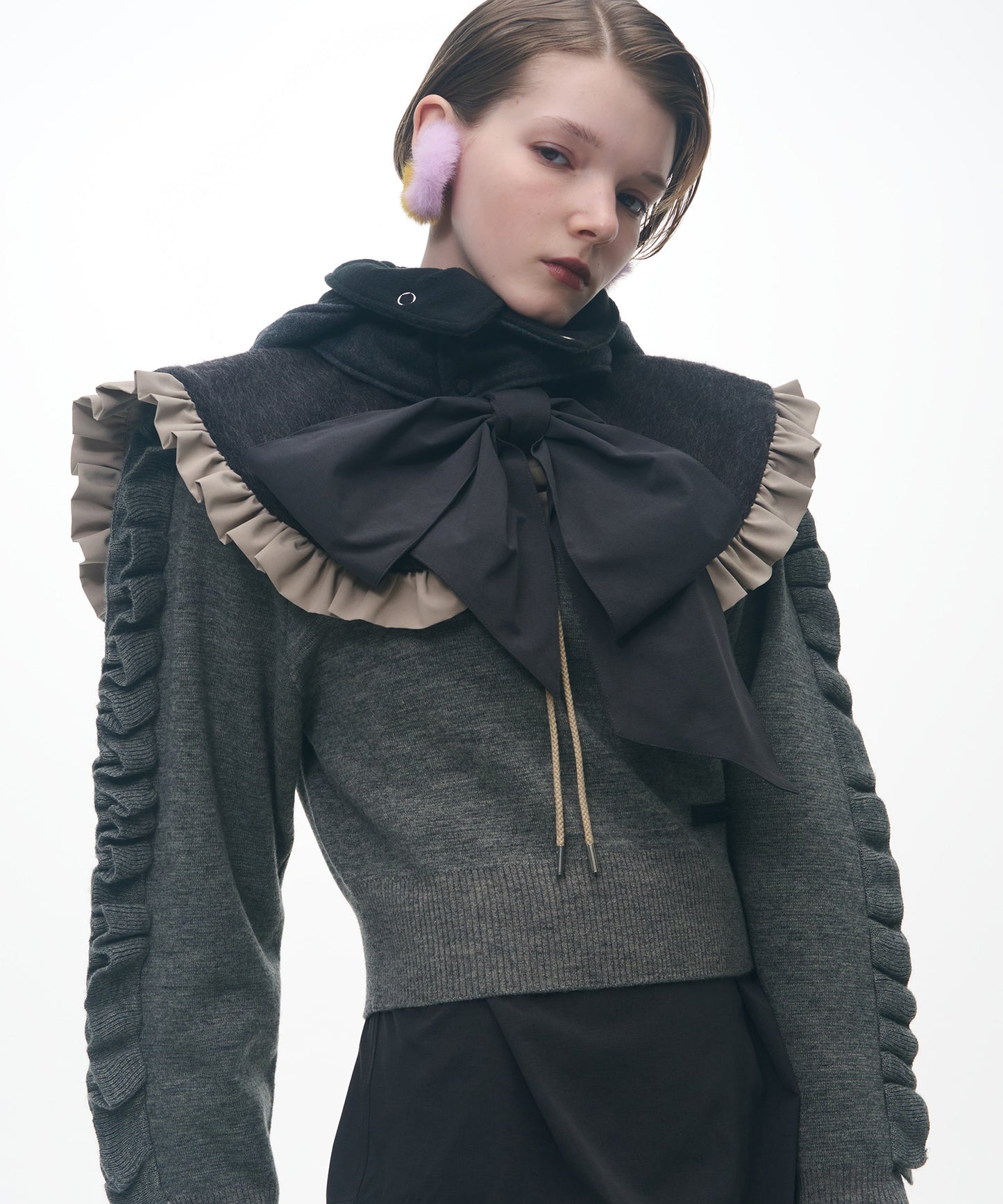REVERSIBLE FRILL COLLAR