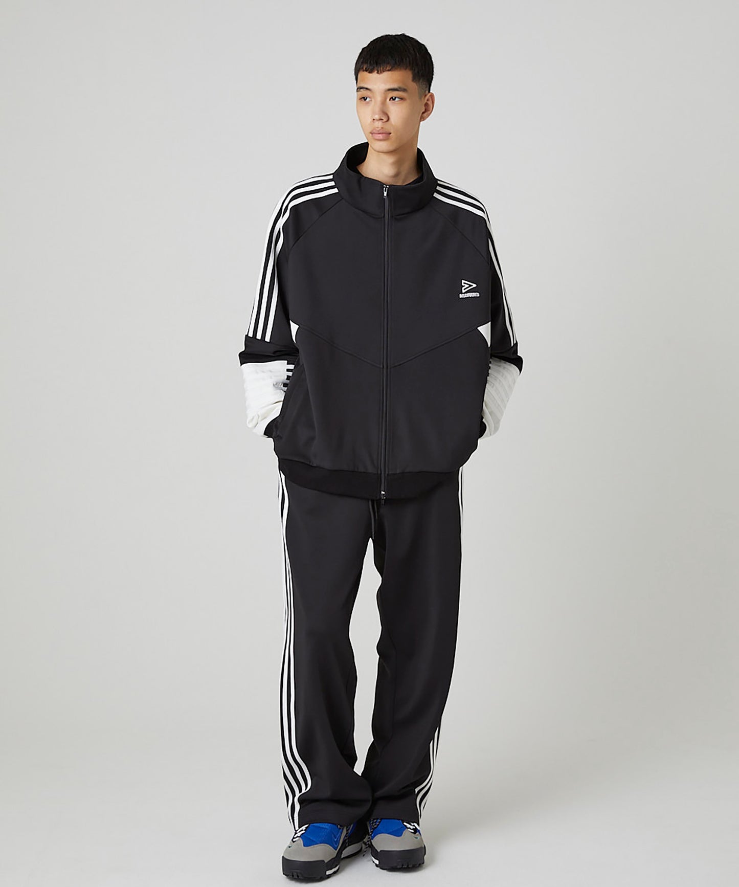 TRACK PANTS