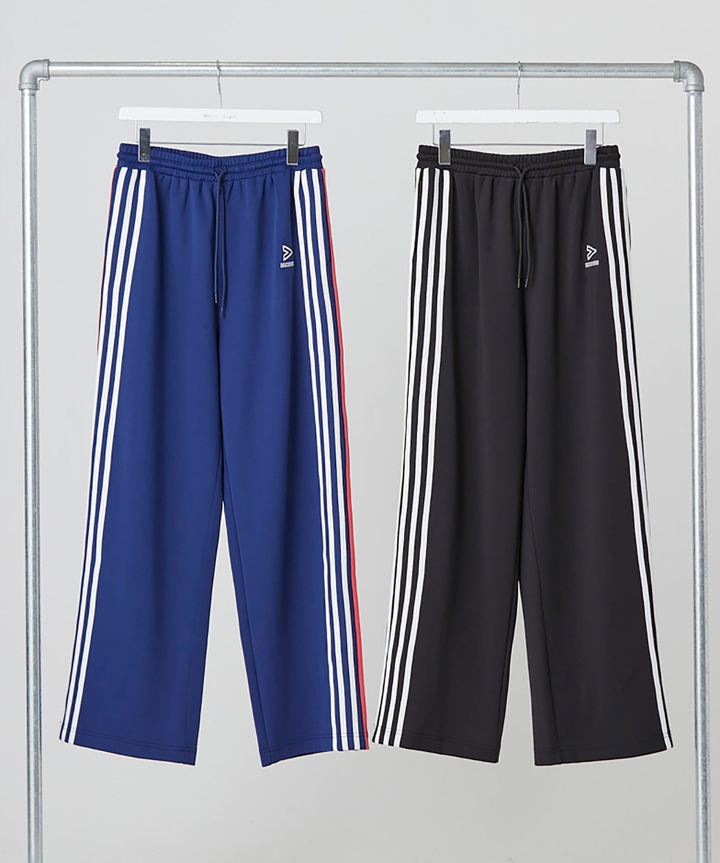 TRACK PANTS