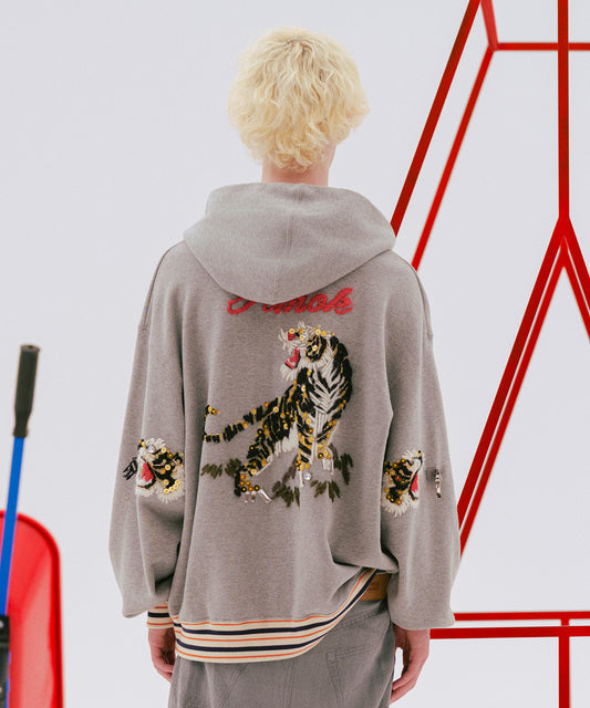 NECKCLOTH SWEATSHIRT