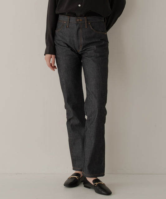 super rigid denim type.st