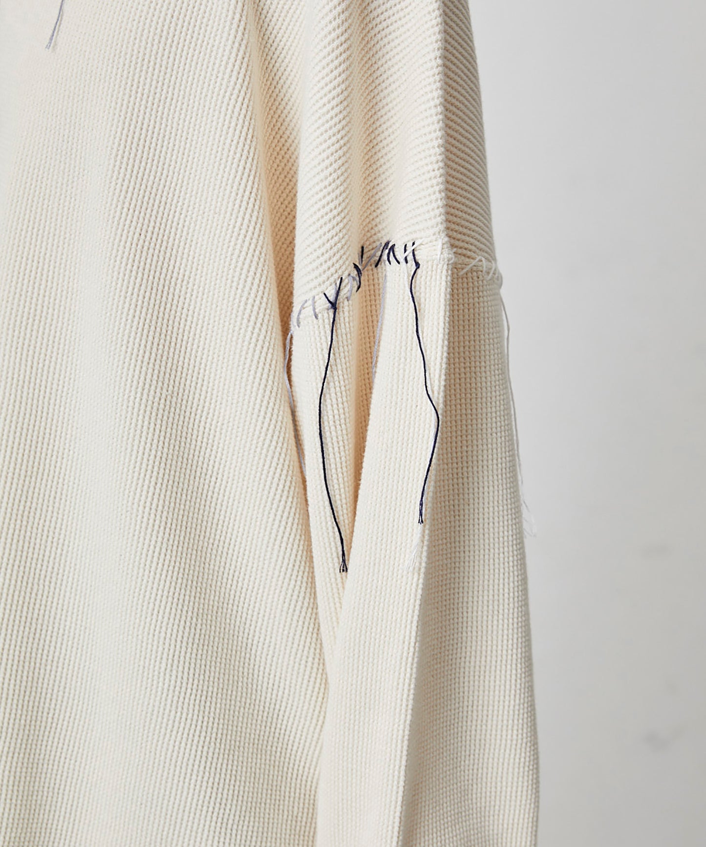 LOOPING WAFFLE CUTSEWN