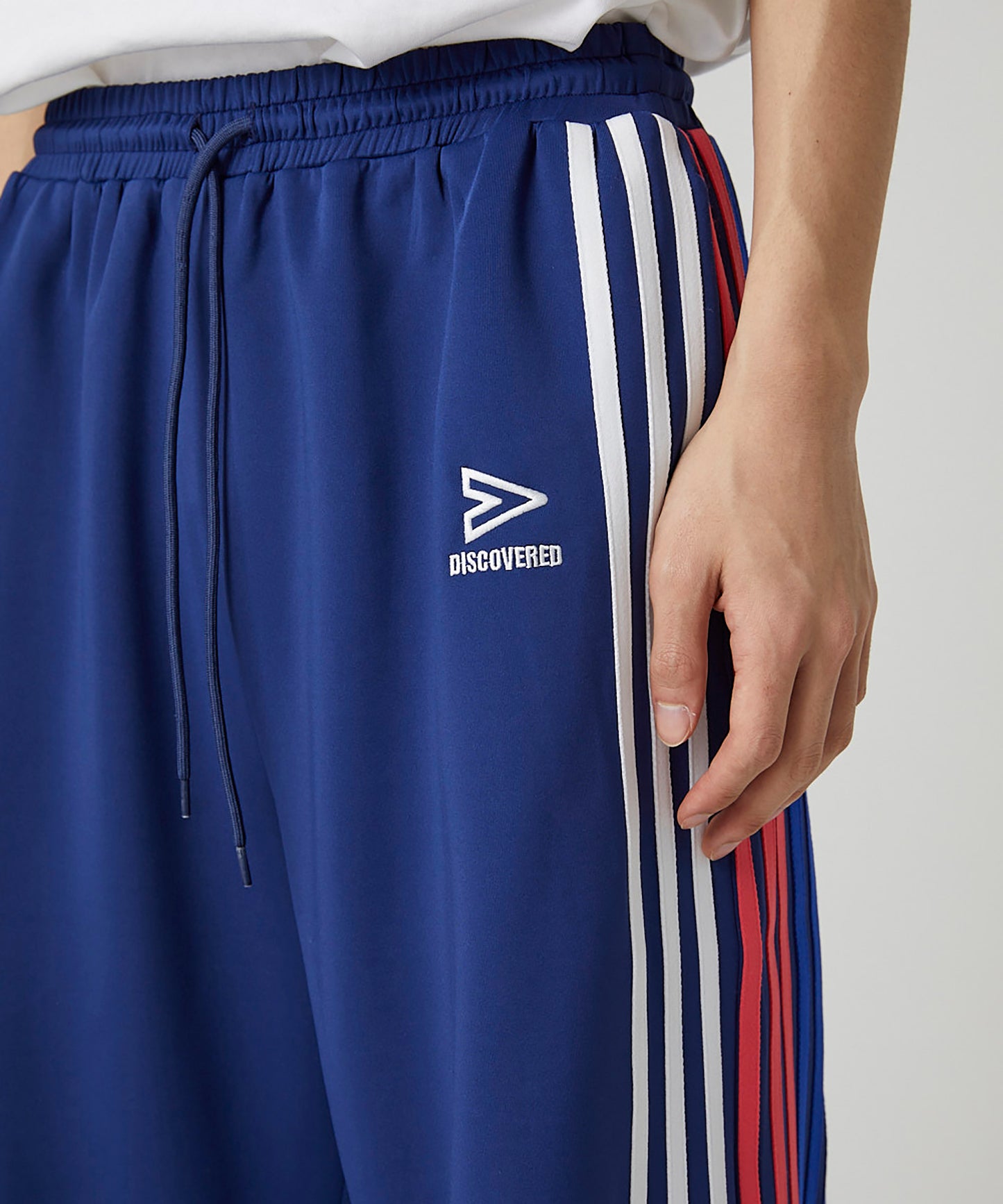 TRACK PANTS