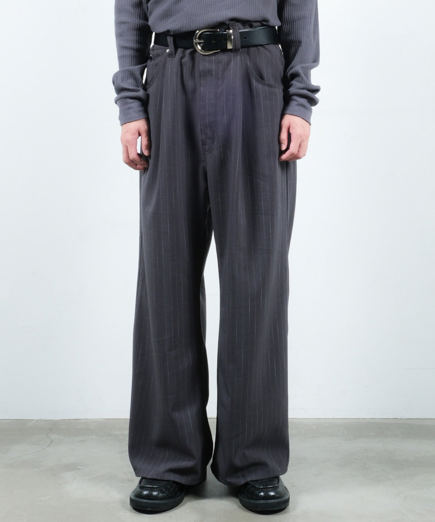 STRIPE WIDE ONE TUCK PANTS