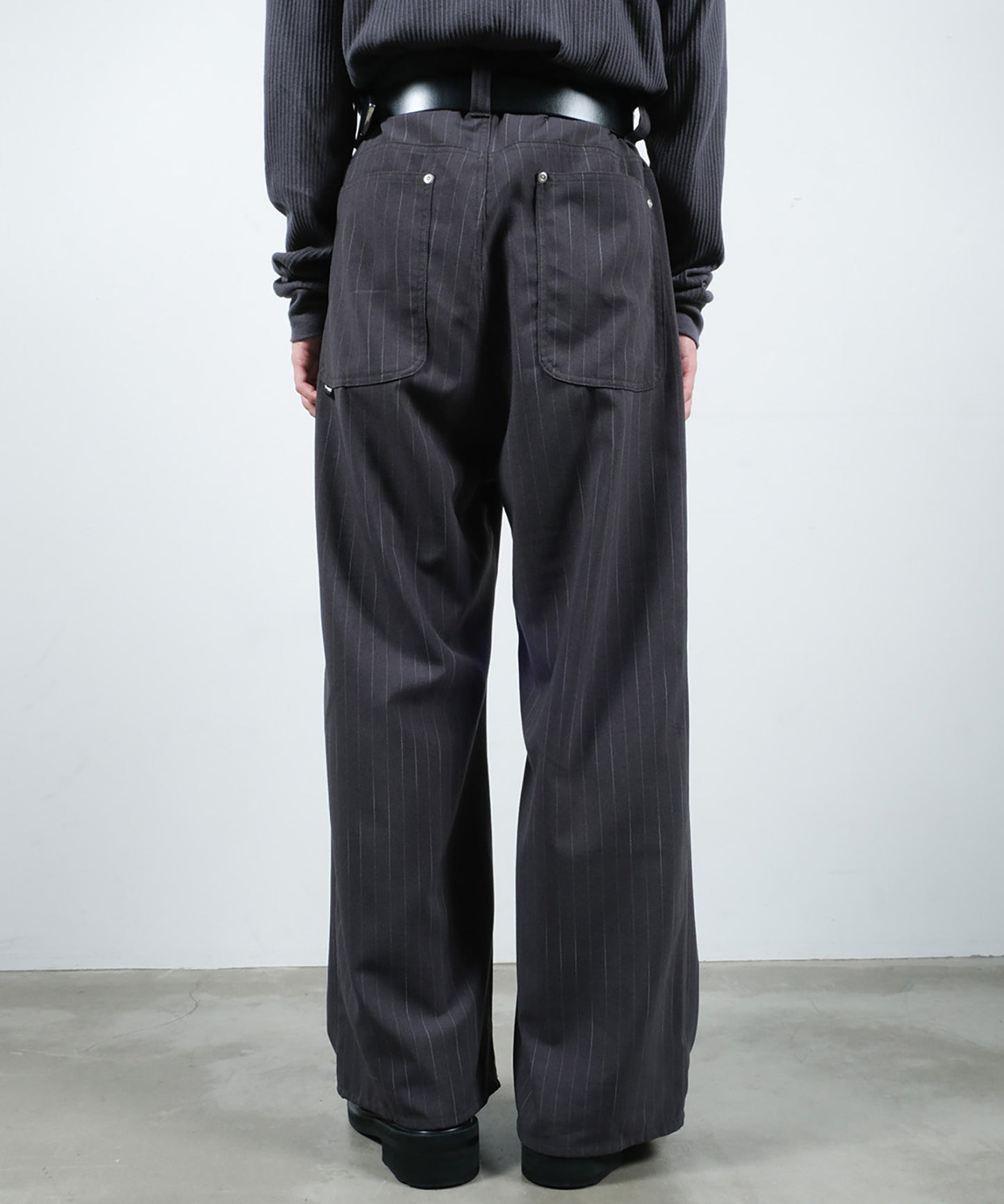 STRIPE WIDE ONE TUCK PANTS