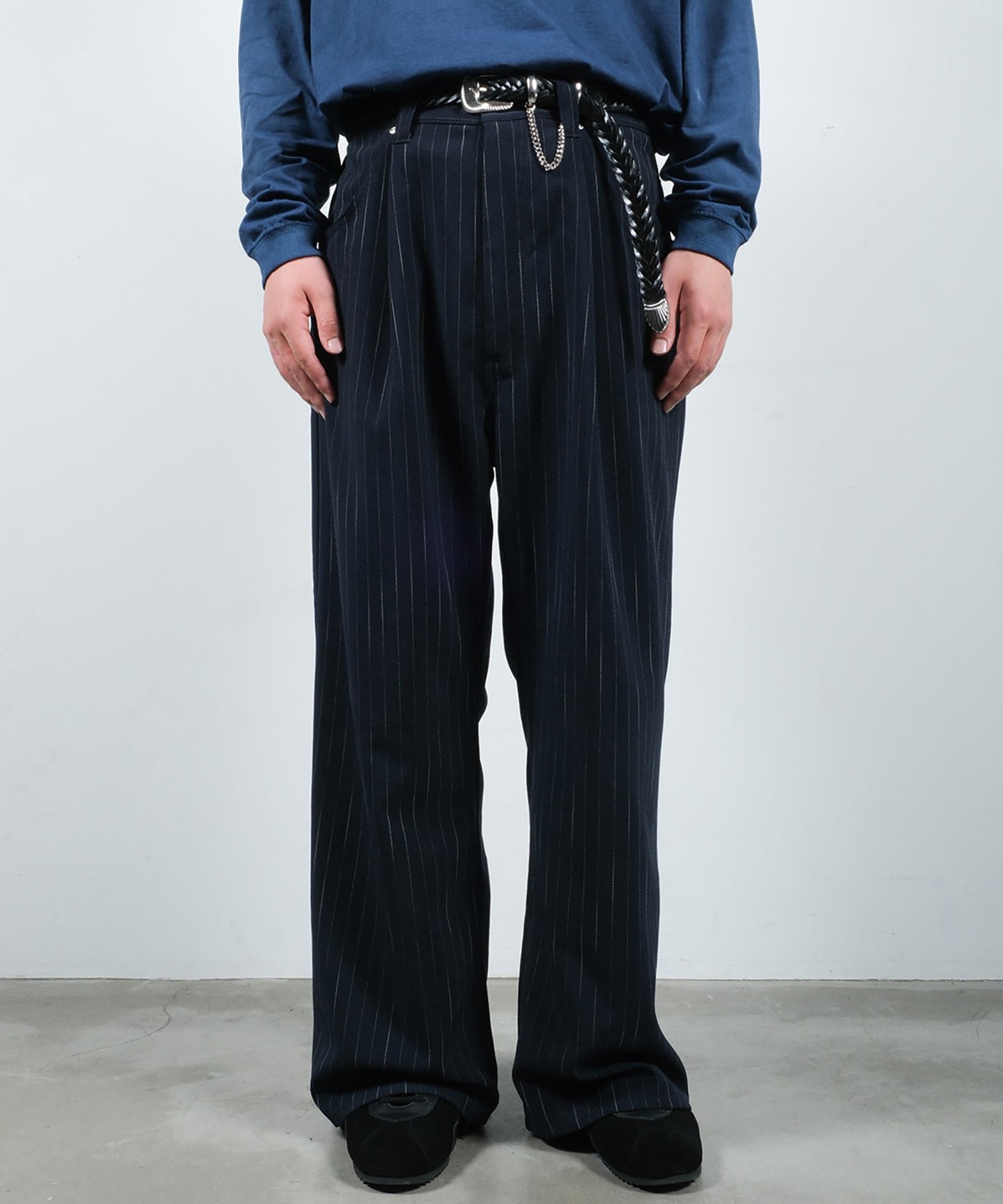 STRIPE WIDE ONE TUCK PANTS