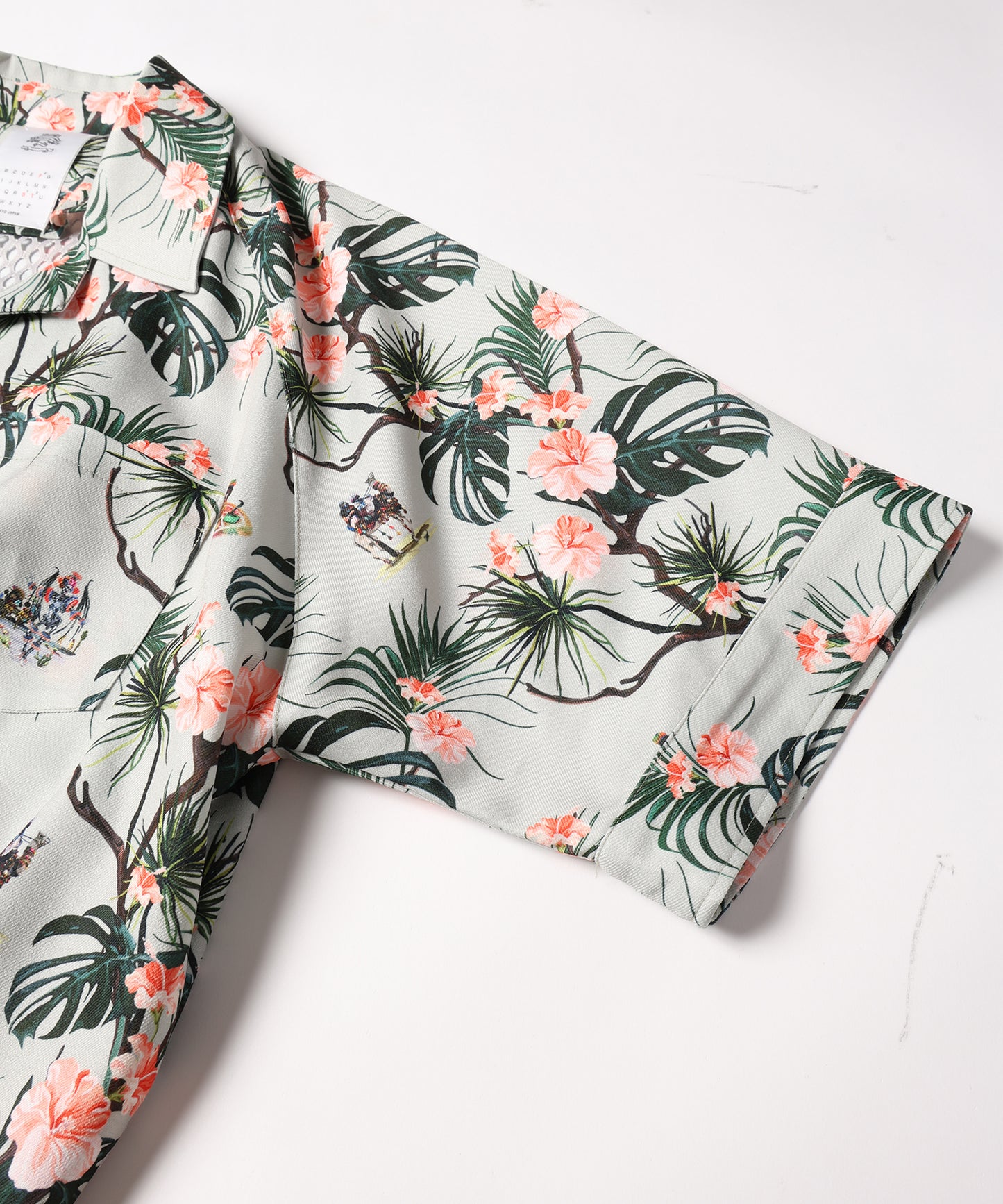 Reflax(R) Carnival Aloha Shirt