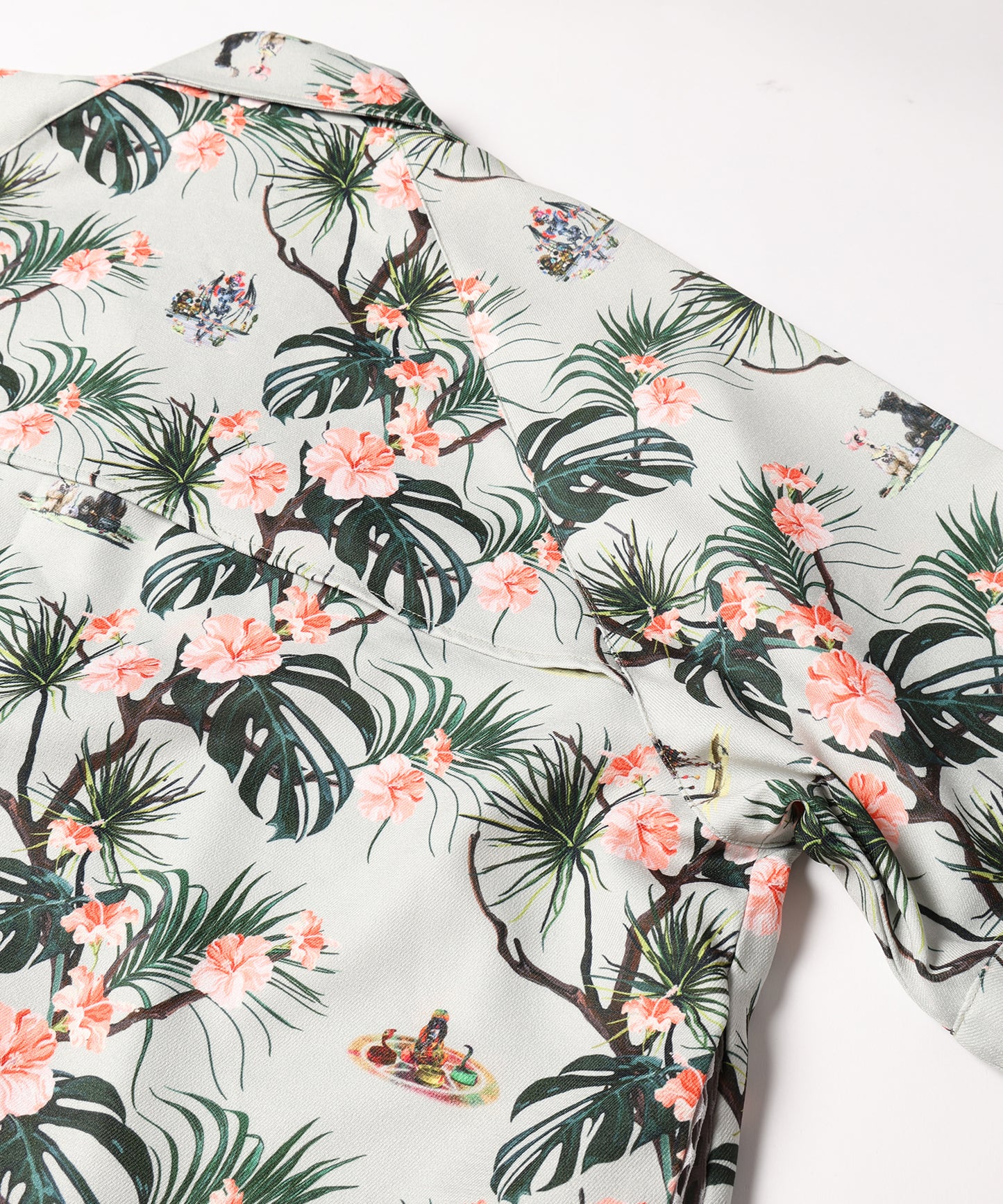 Reflax(R) Carnival Aloha Shirt