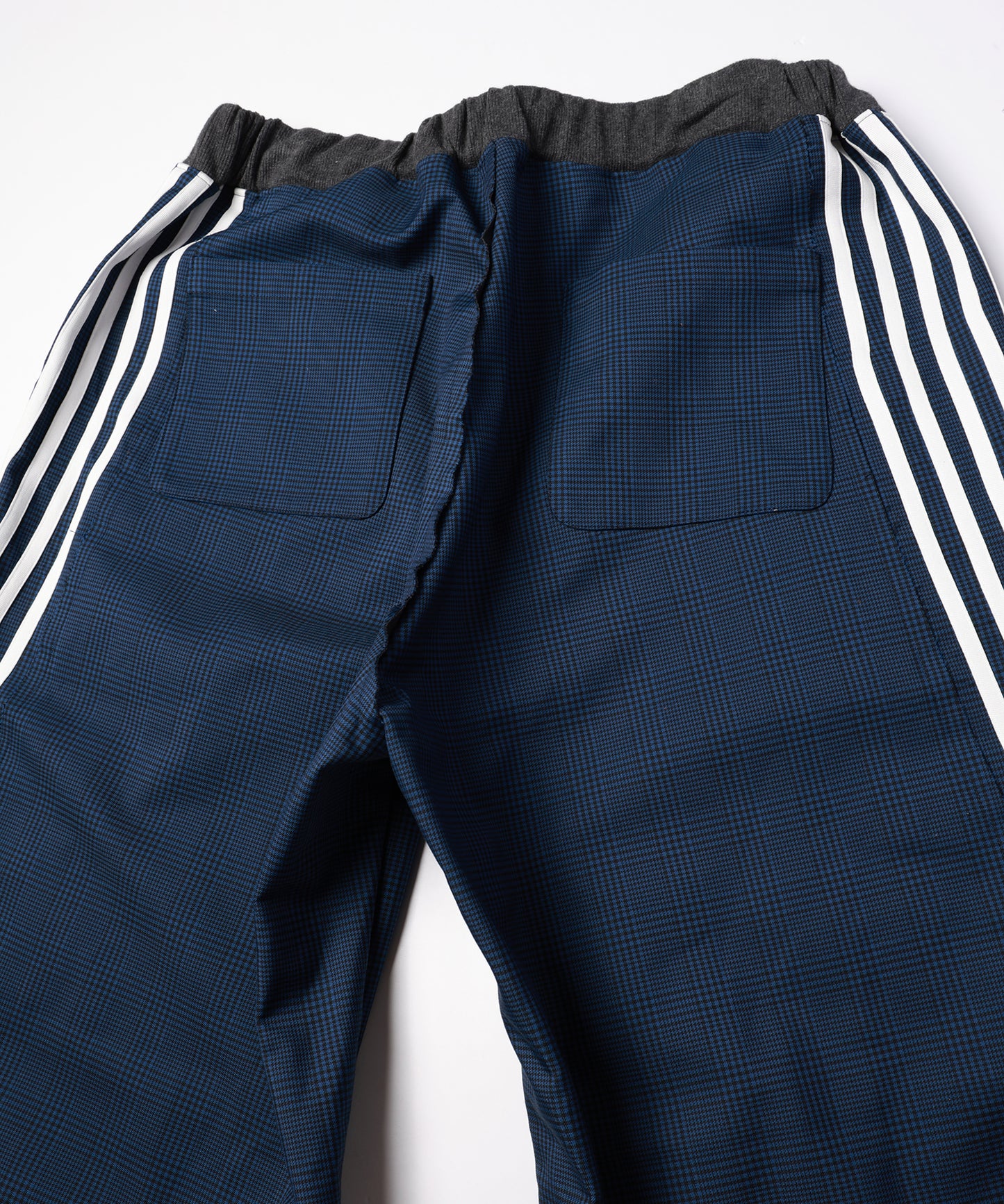 CHECK BONDING LINE TRACK PANTS