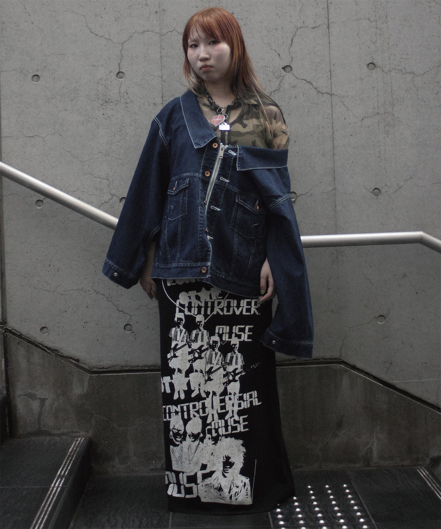TWO-IN-ONE DENIM JACKET
