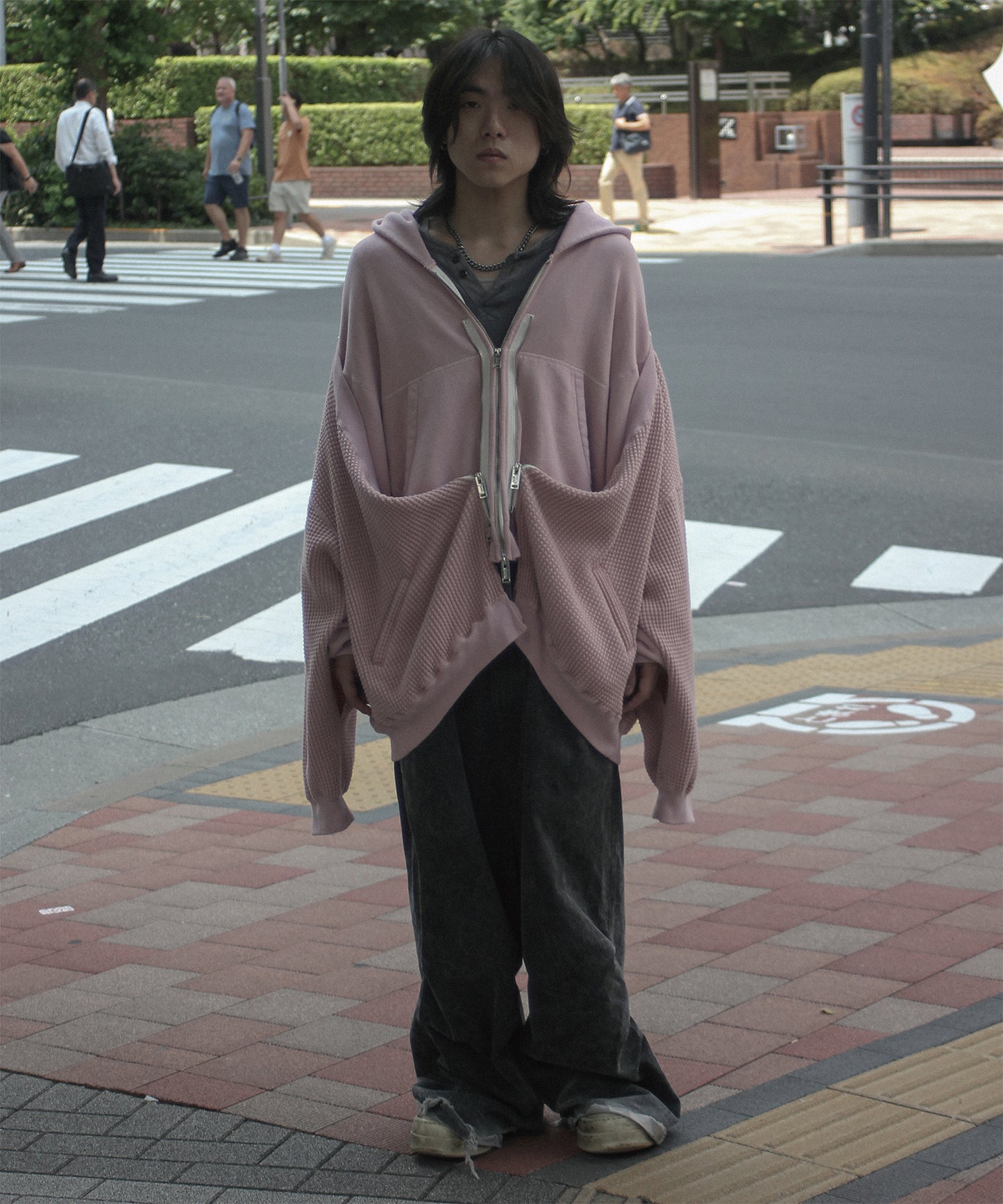 TWO-IN-ONE SWEAT