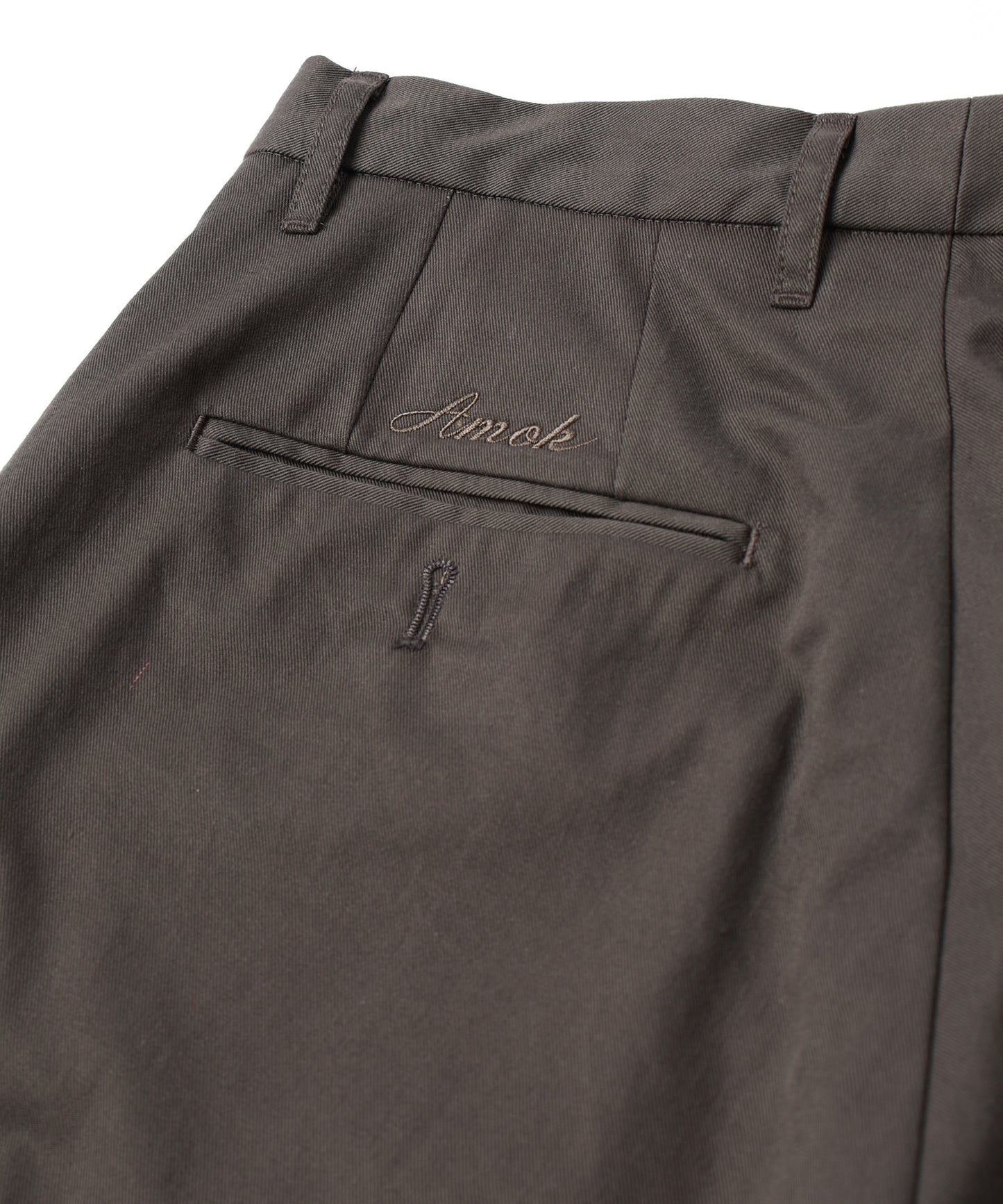CHINO SIDE TUCK TROUSERS