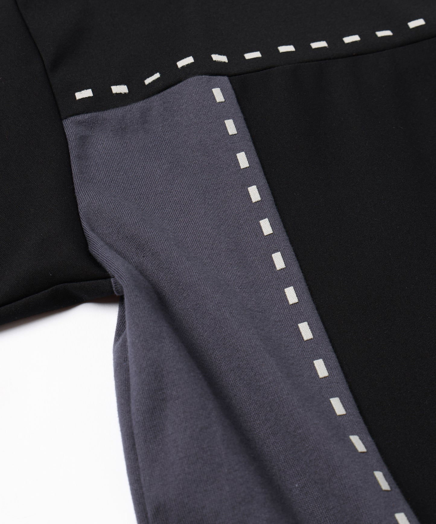UPSIDE DOWN TEE