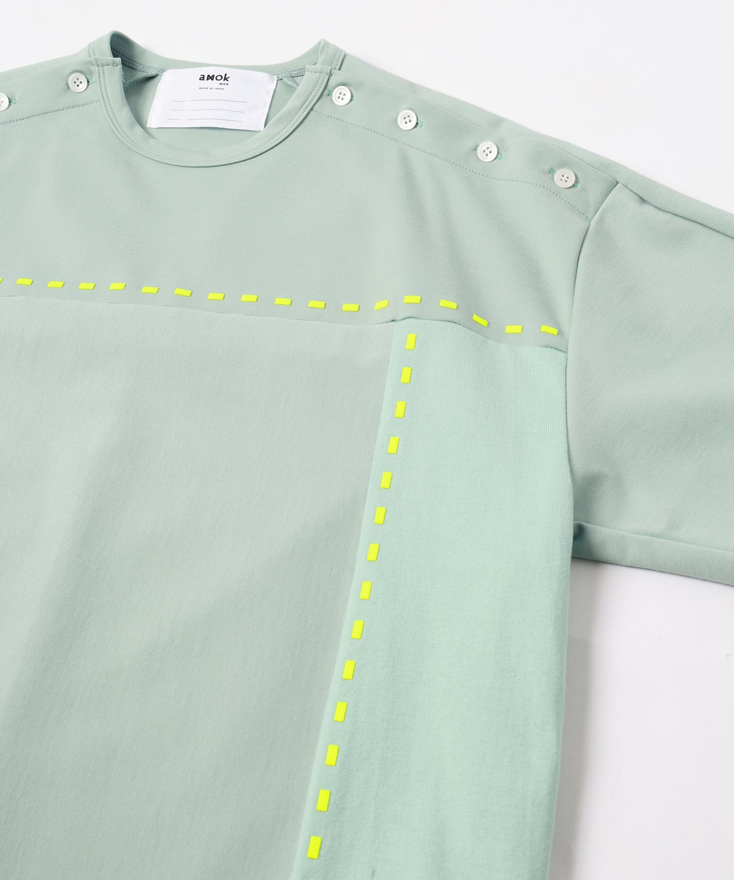 UPSIDE DOWN TEE