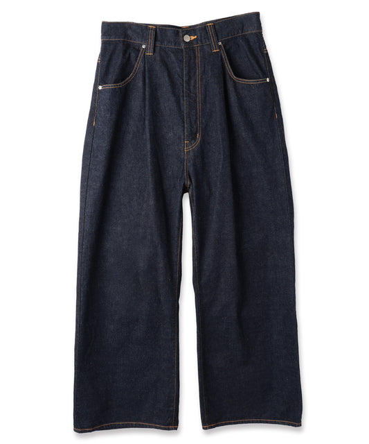 WIDE ONE TUCK STRAIGHT DENIM