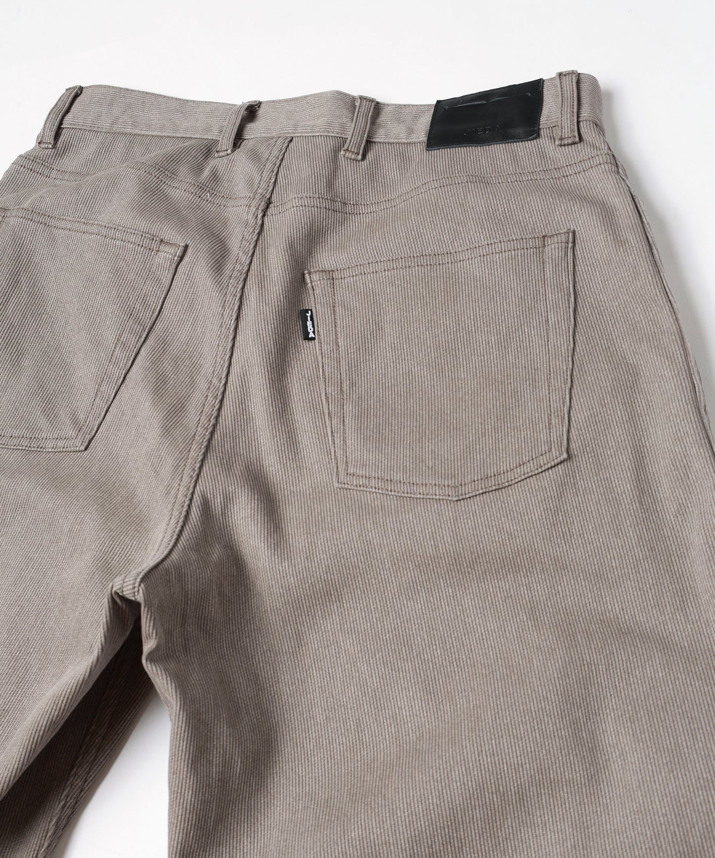 ONE TUCK FADE PIQUE PANTS