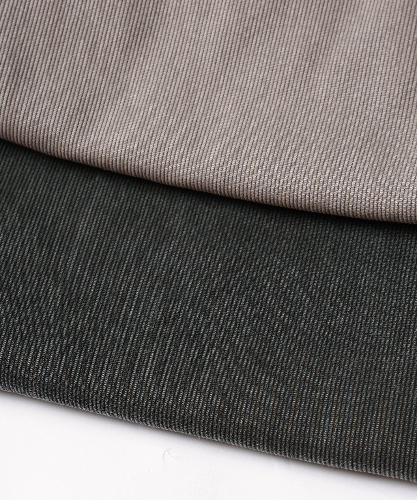 ONE TUCK FADE PIQUE PANTS