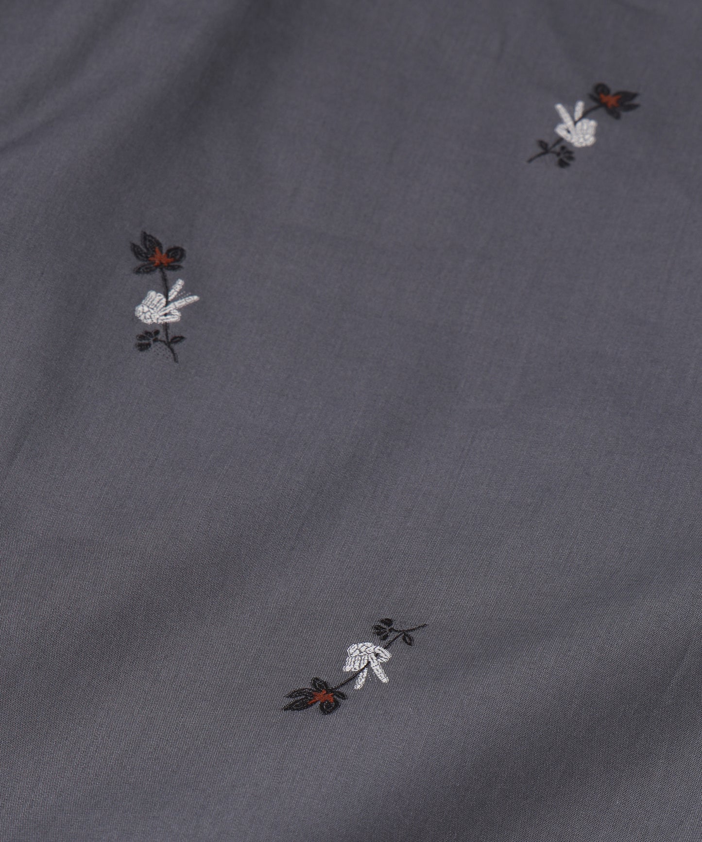 BONE FLOWER SHORT SHIRT